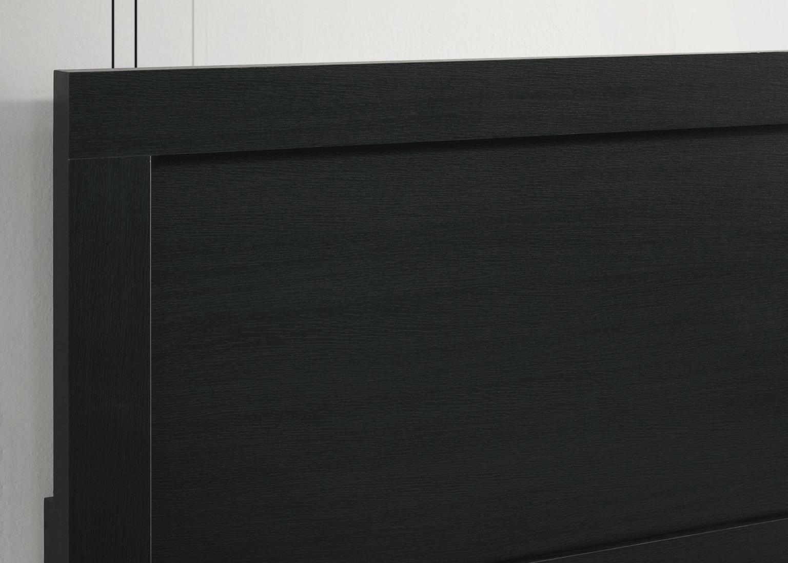 B525 - King Bed - Black