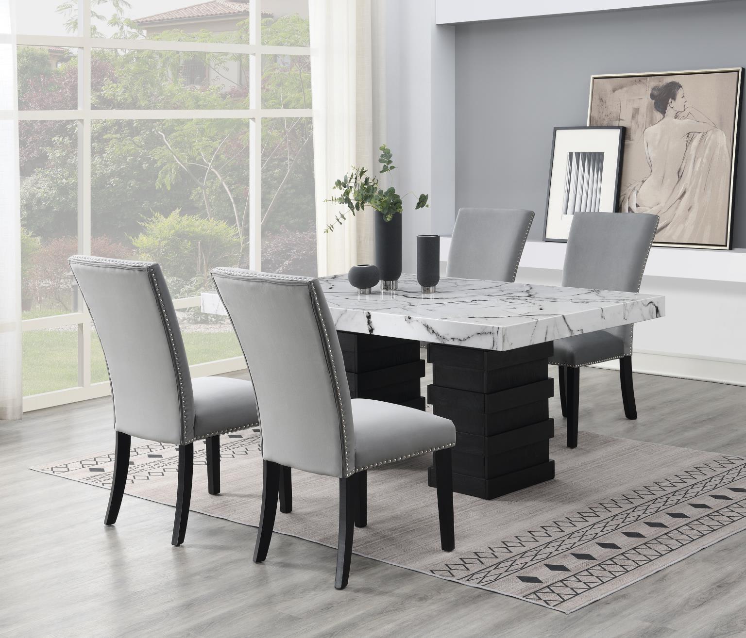 D139 - 5 Piece Dining Room Set (Table, 4 Chairs) - Gray