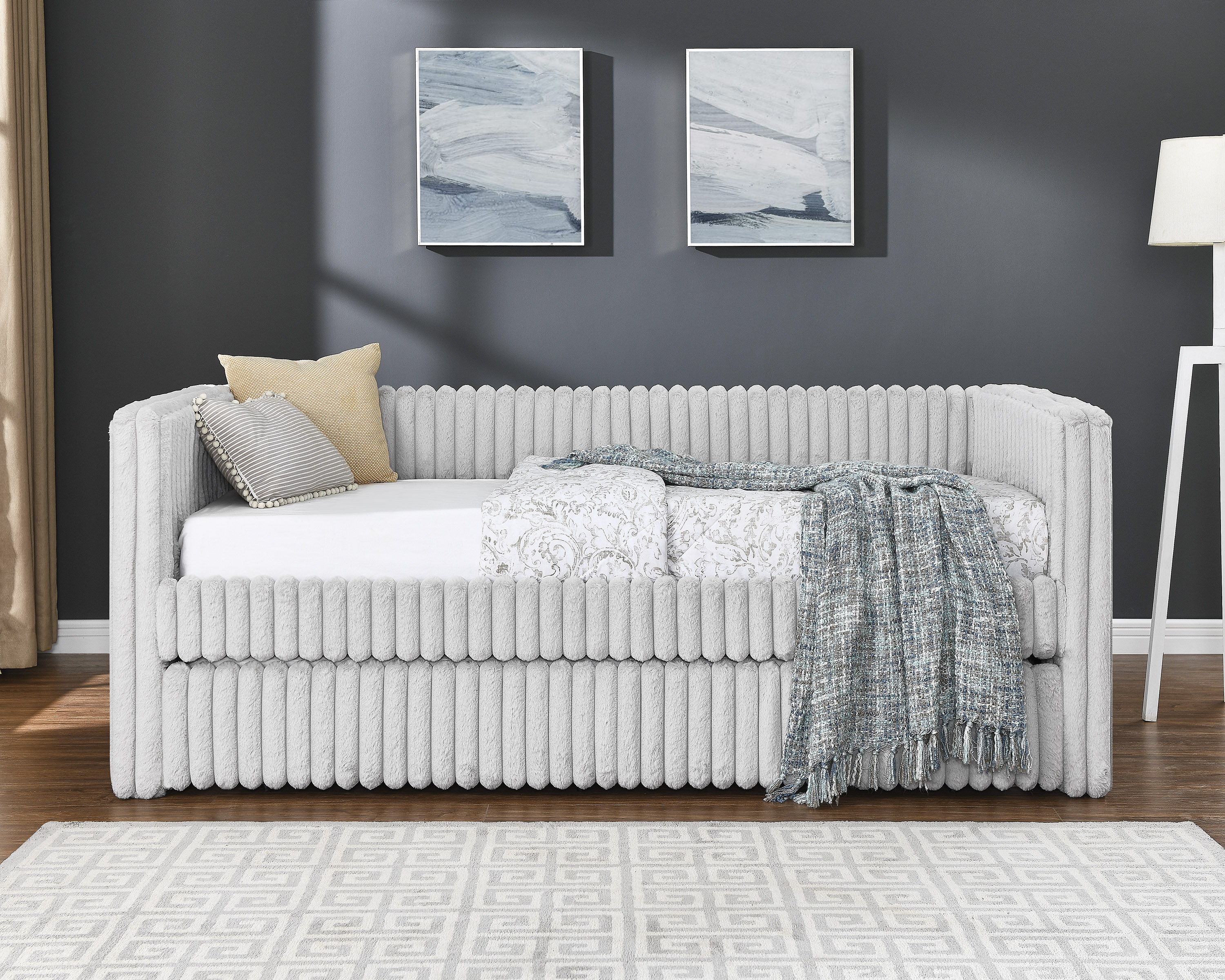 Hailey - Daybed - Light Gray Image