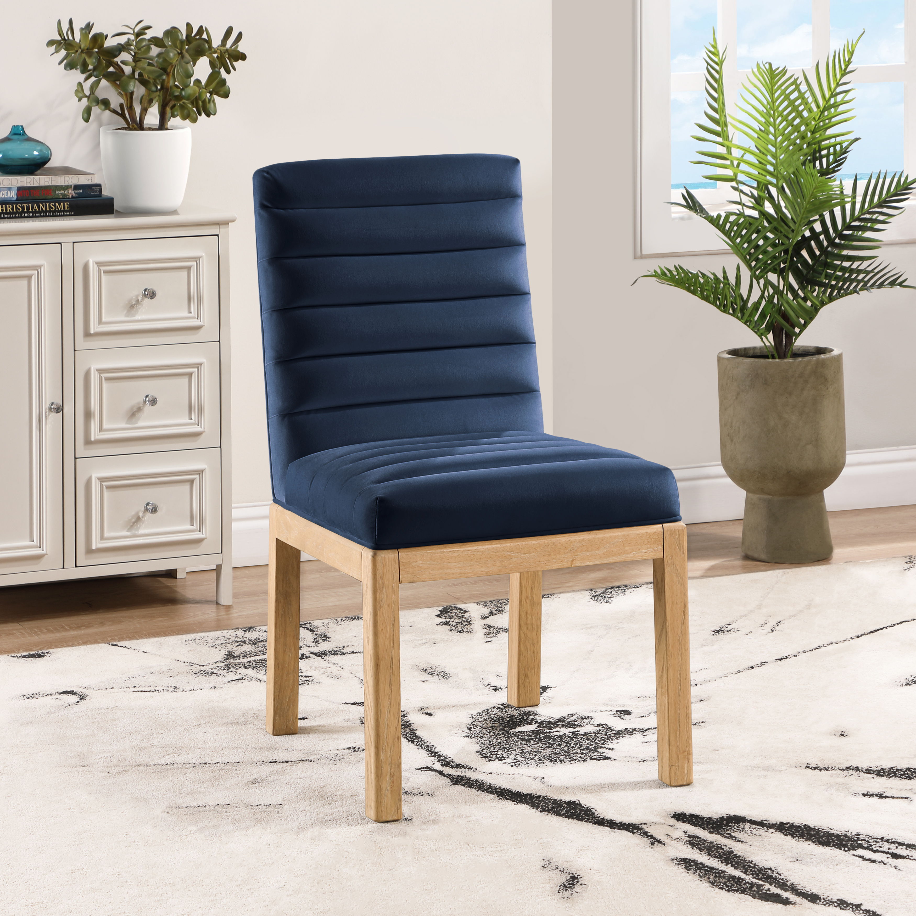 Evelyn - Dining Chair With Natural Legs - Navy