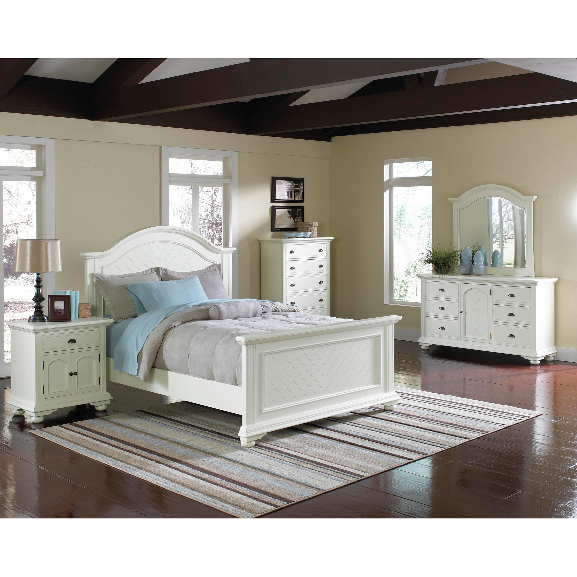 Brookpine White Queen Panel 6 Piece Bedroom Set White New Lots