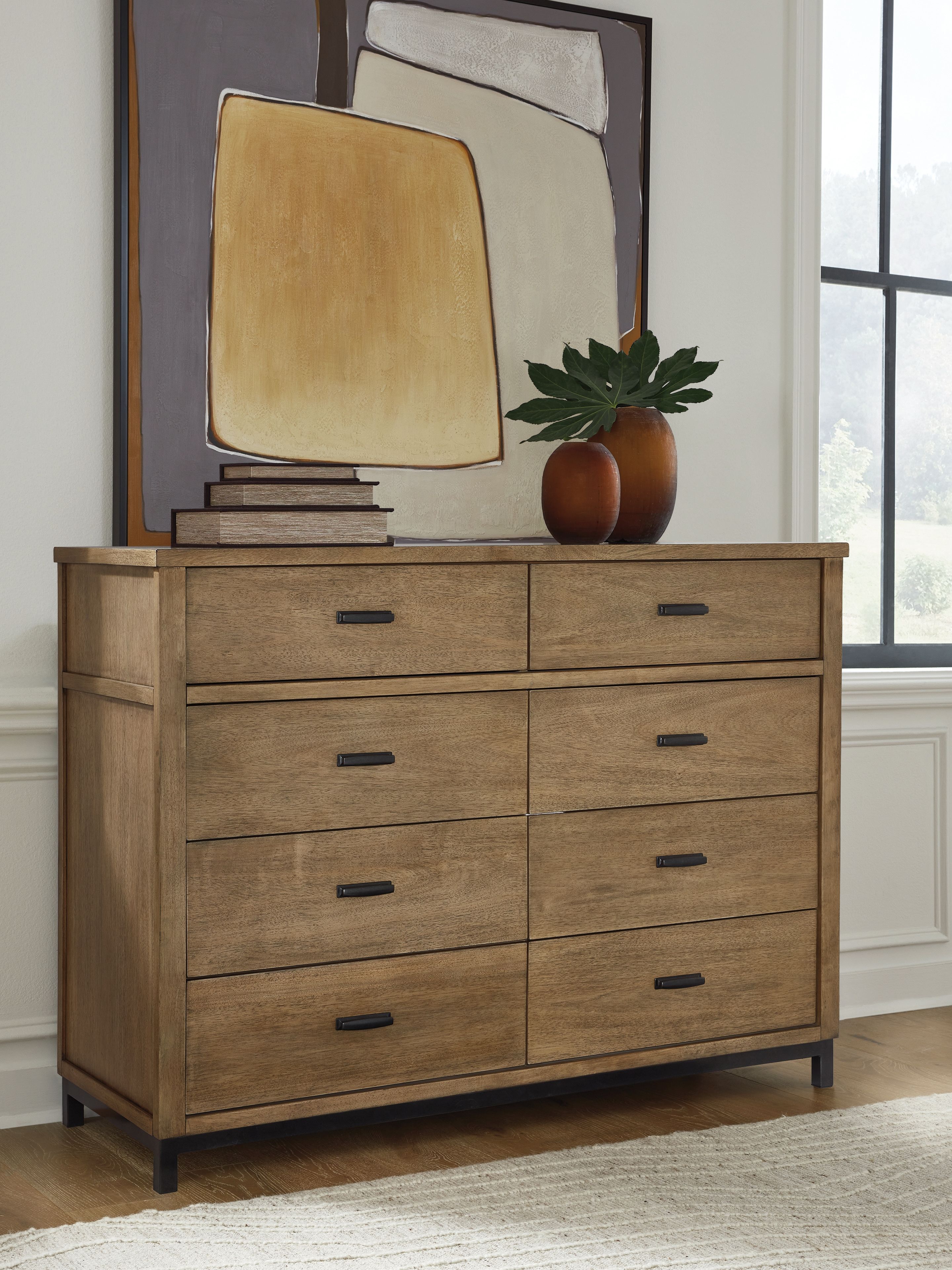 Tomtyn - 7 Pc. - Dresser, Mirror, Chest, Queen Upholstered Bed, 2 Nightstands - Light Brown