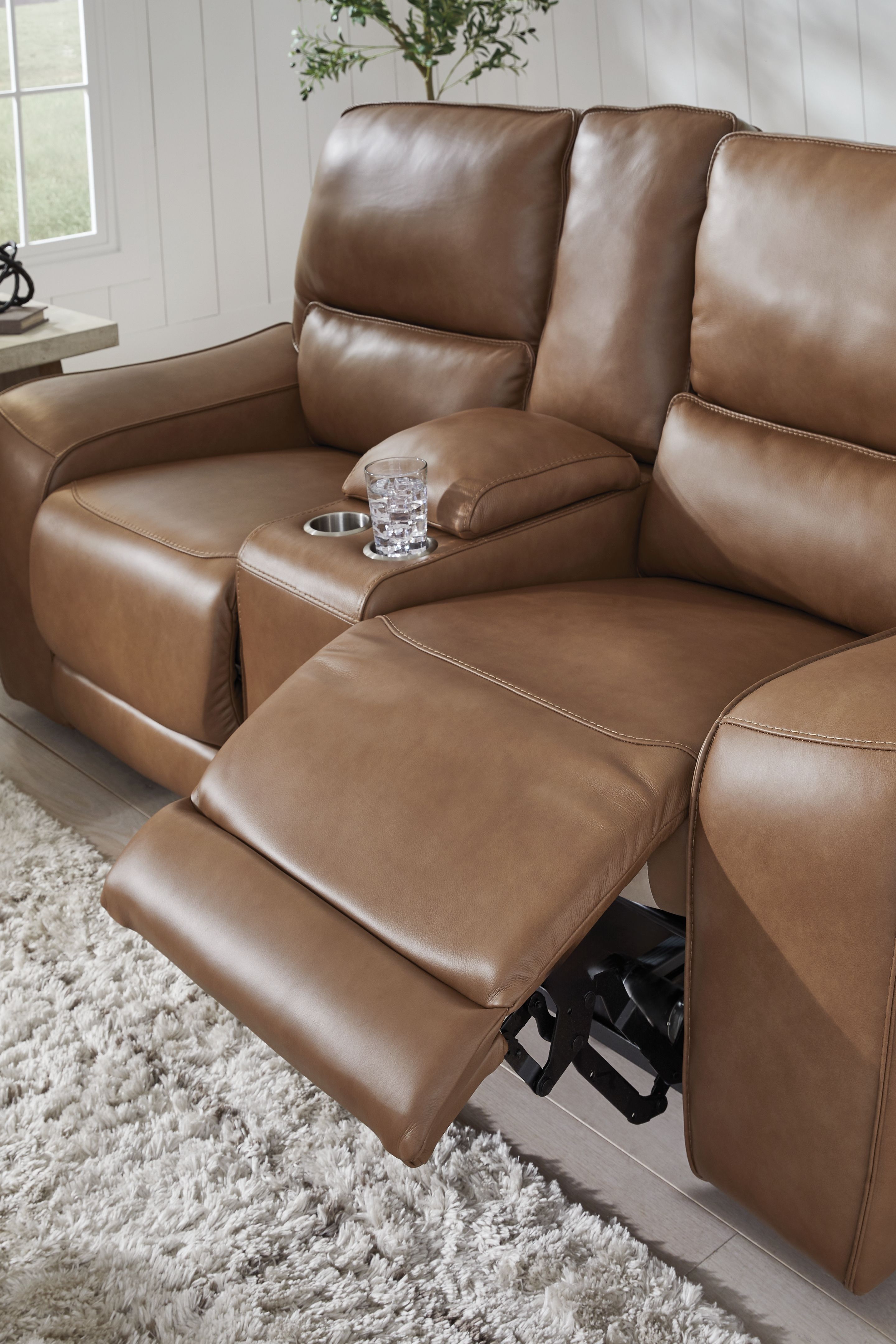 Ashley Furniture DeepWakes - Power Reclining Loveseat / Console / Adjustable Headrest - Caramel - Image 8