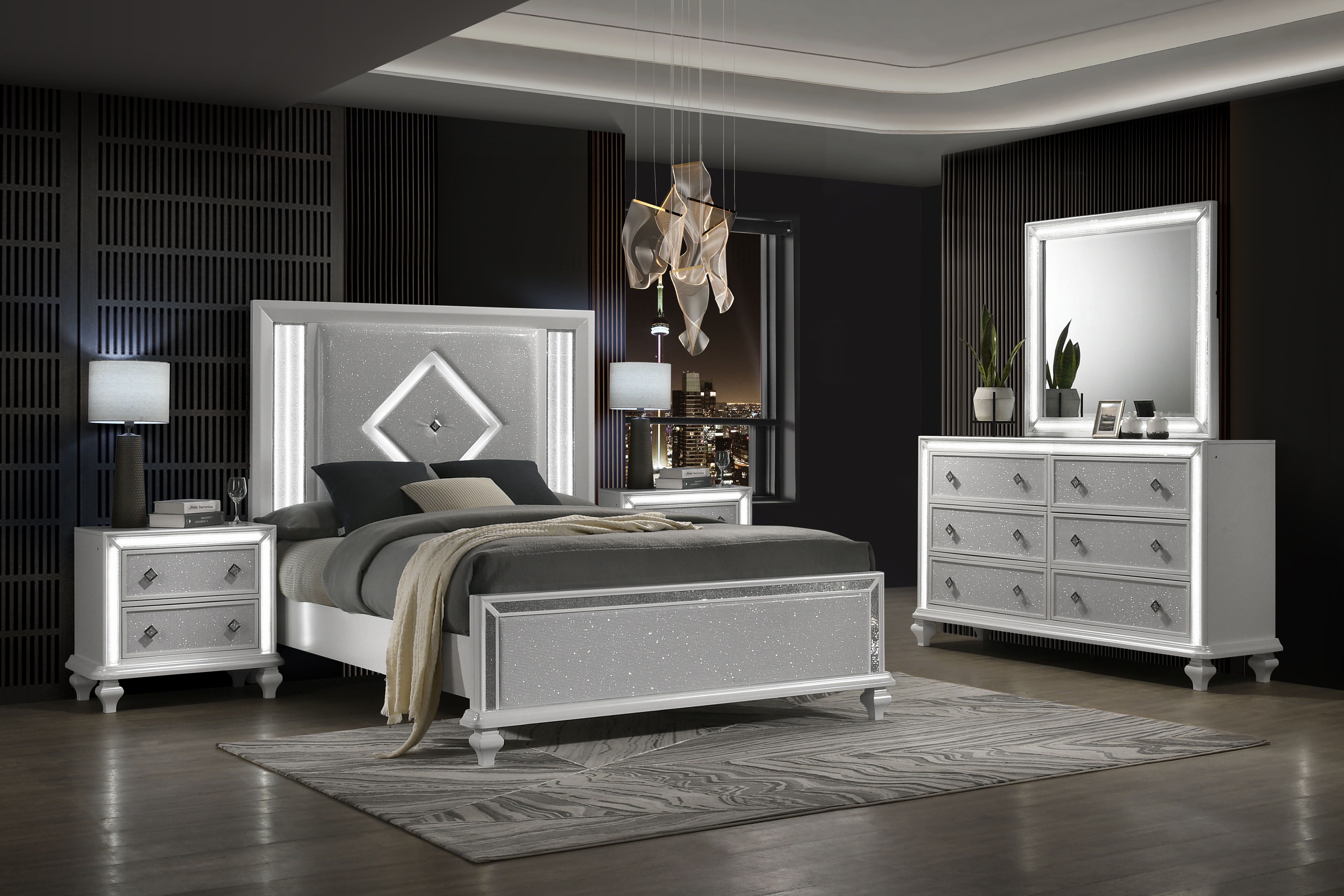 Queen · 5 Pc · Bed & Dresser & Mirror & 2 Nightstands