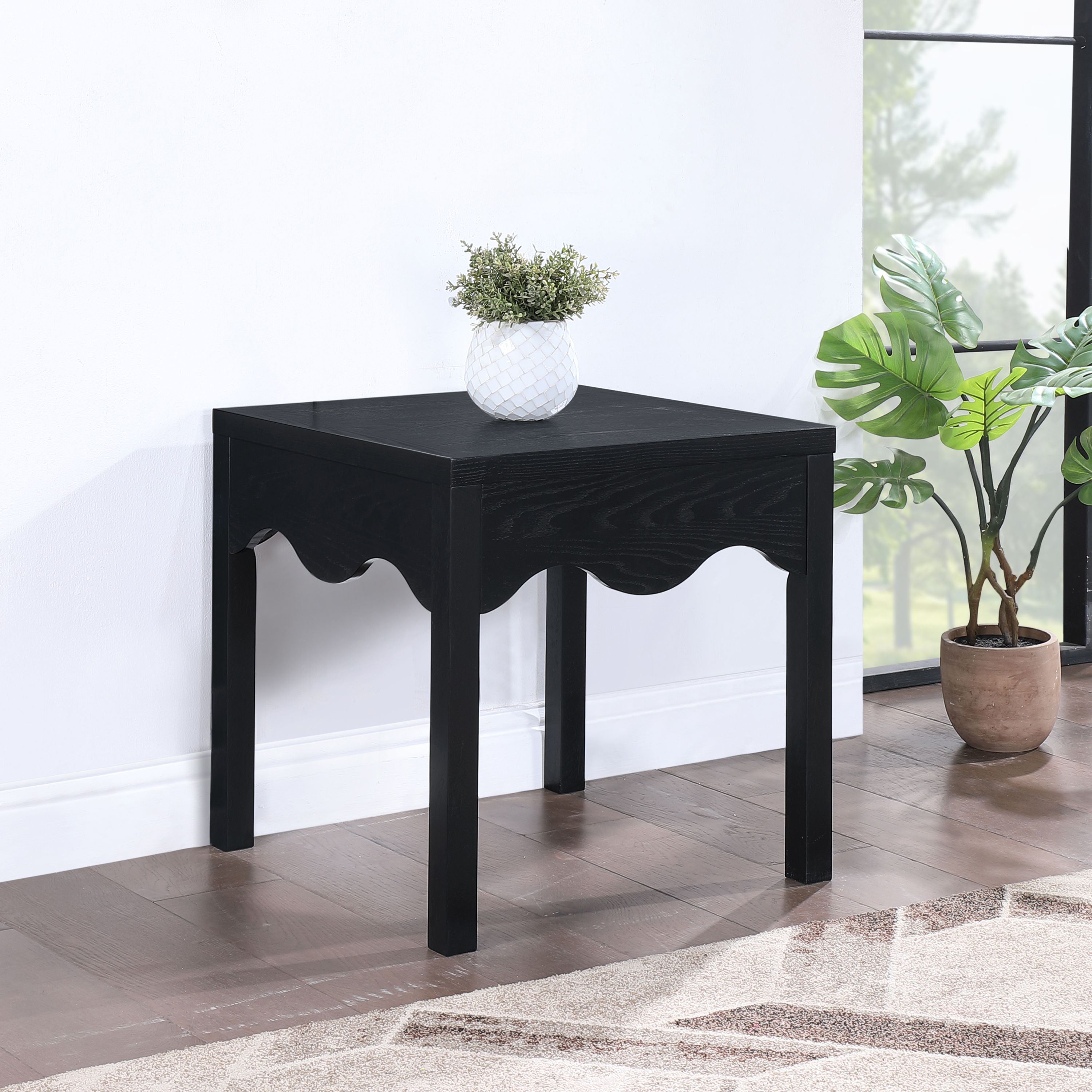 Fiora - End Table - Black