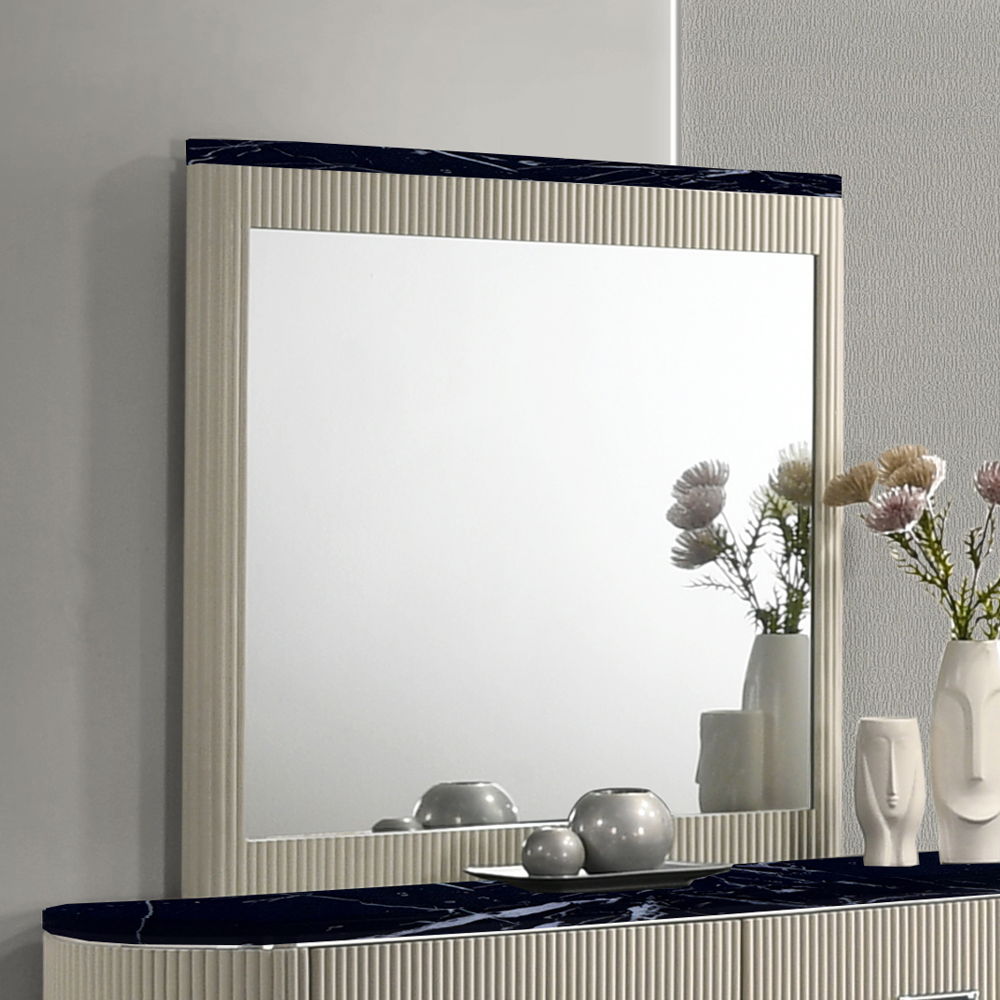 Travonte - Mirror - Gray / Beige, beige
