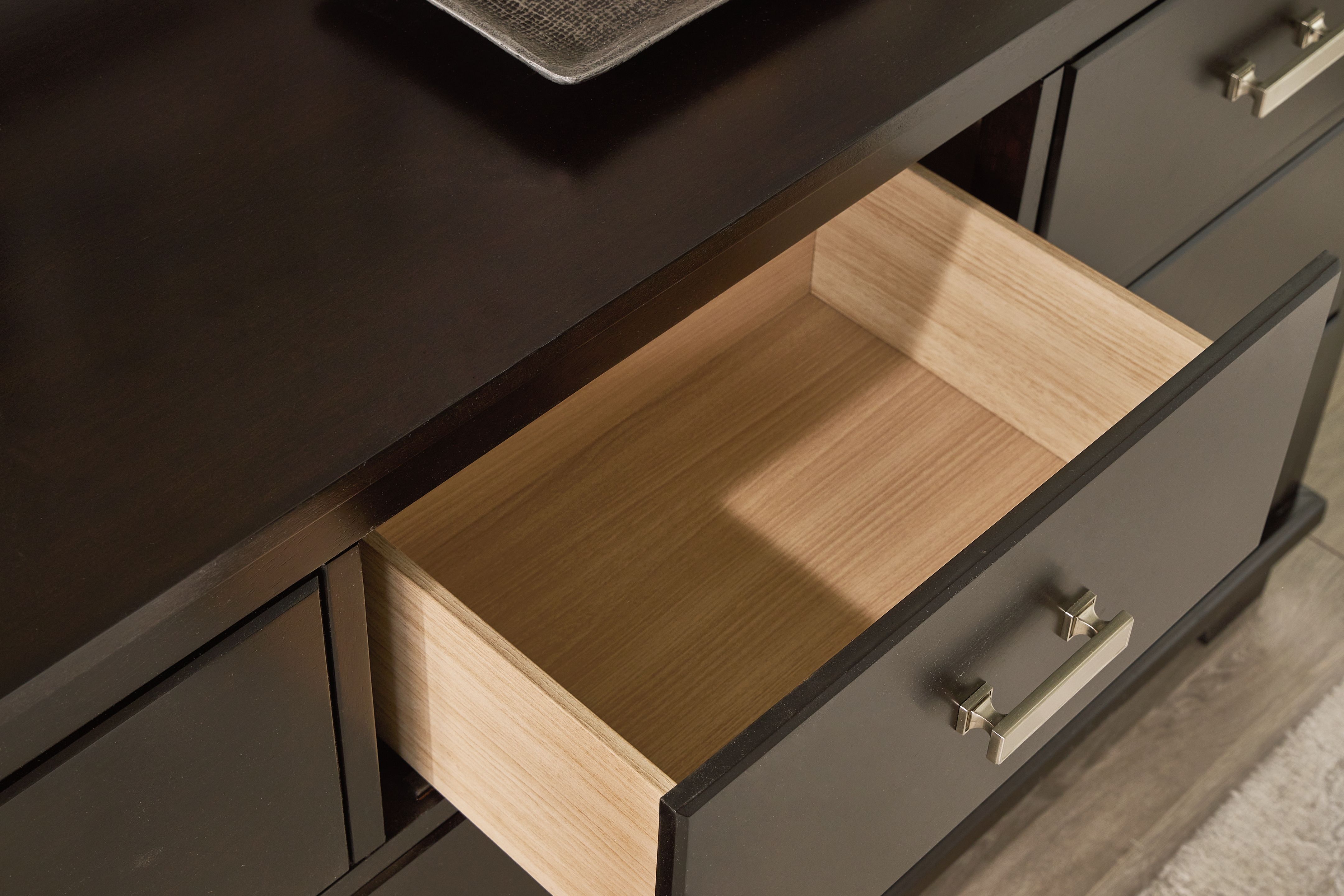 Ashley Furniture Covetown - Dresser - Dark Brown - Image 5