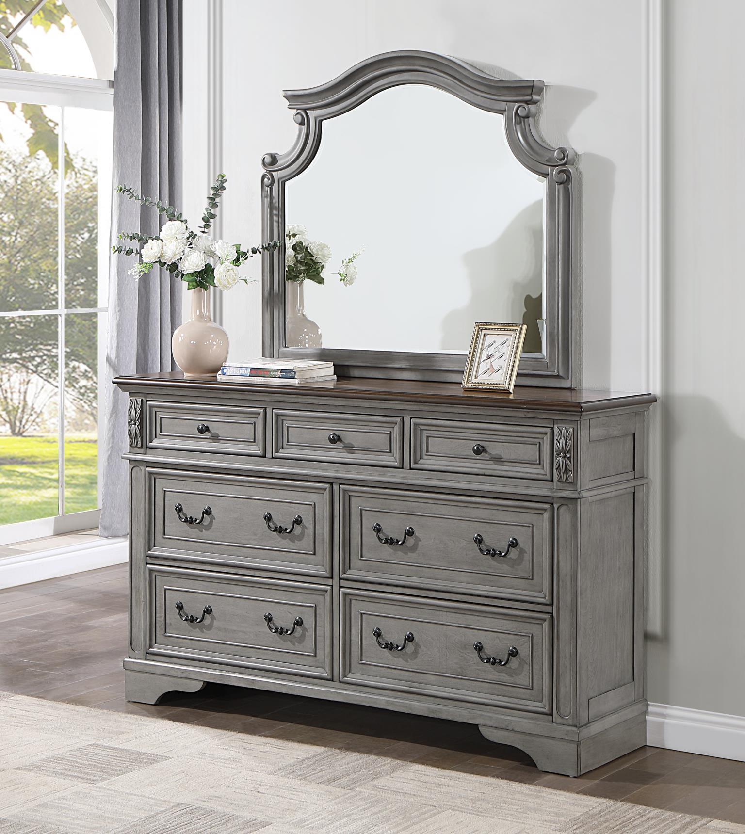 B112 - 3 Piece Bedroom Set (Queen Bed, Dresser, Mirror) - Gray