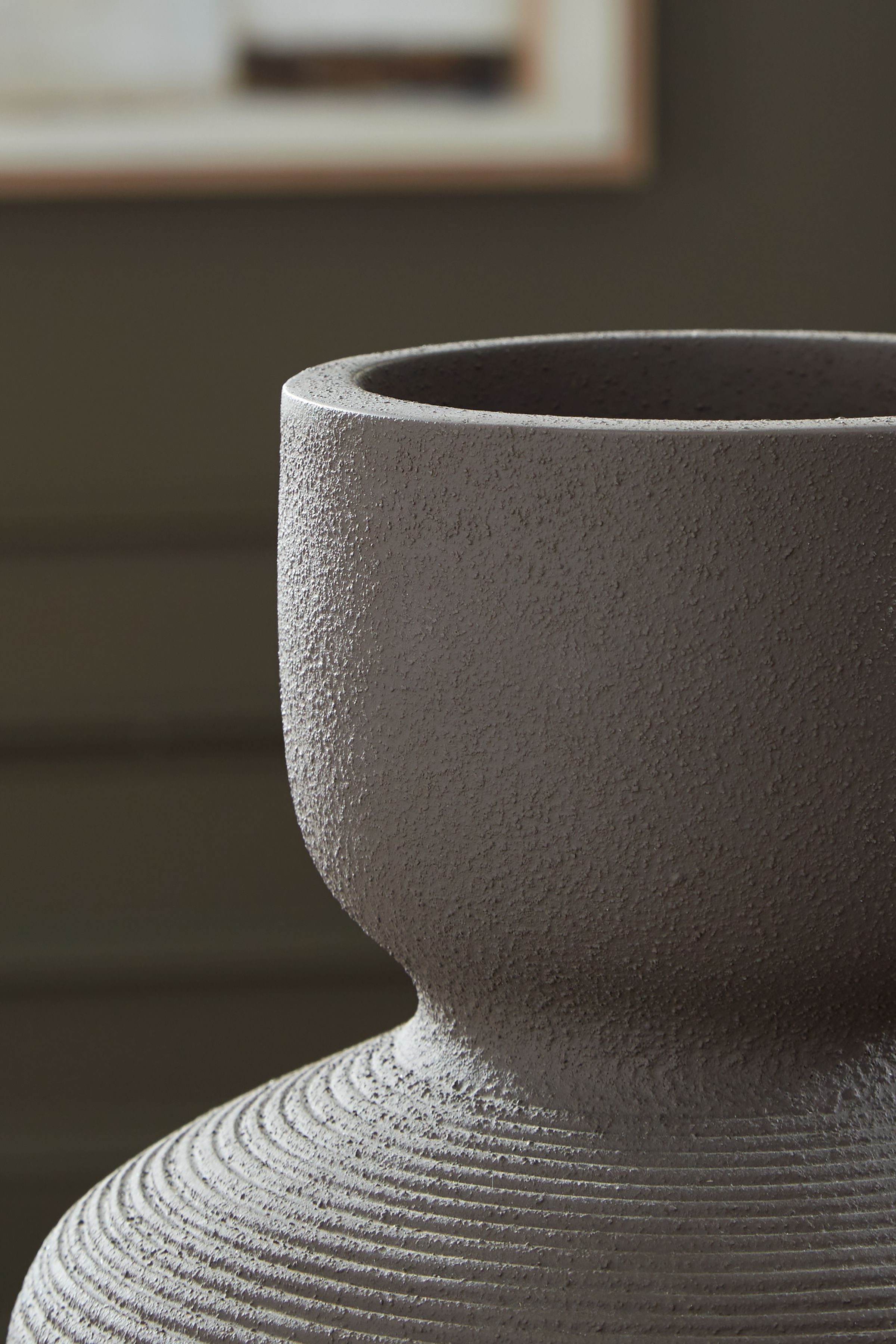 Dalsen - Vase - 13.11" - Brown
