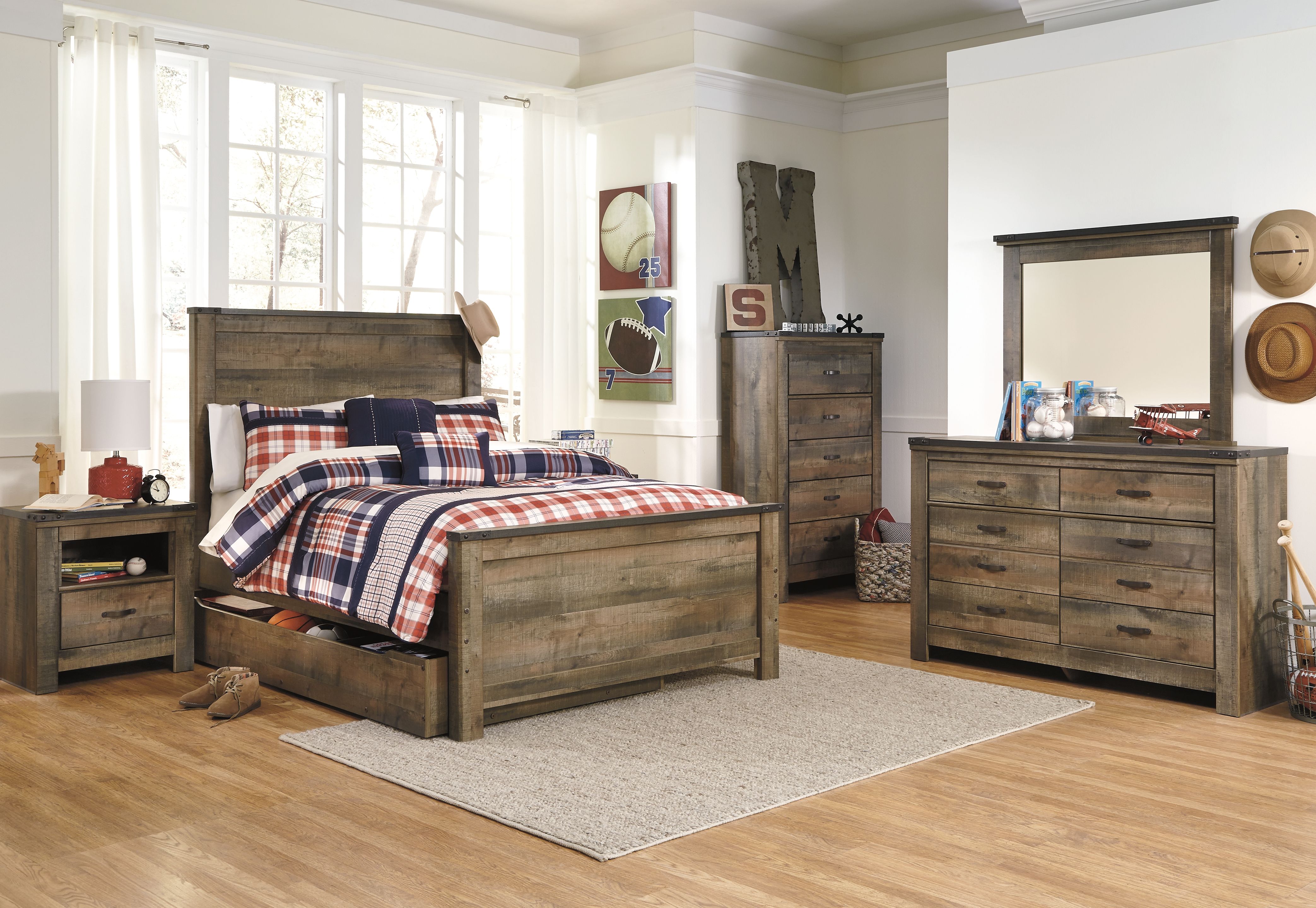 Ashley Furniture Trinell - Five Drawer Chest - Brown - Image 7
