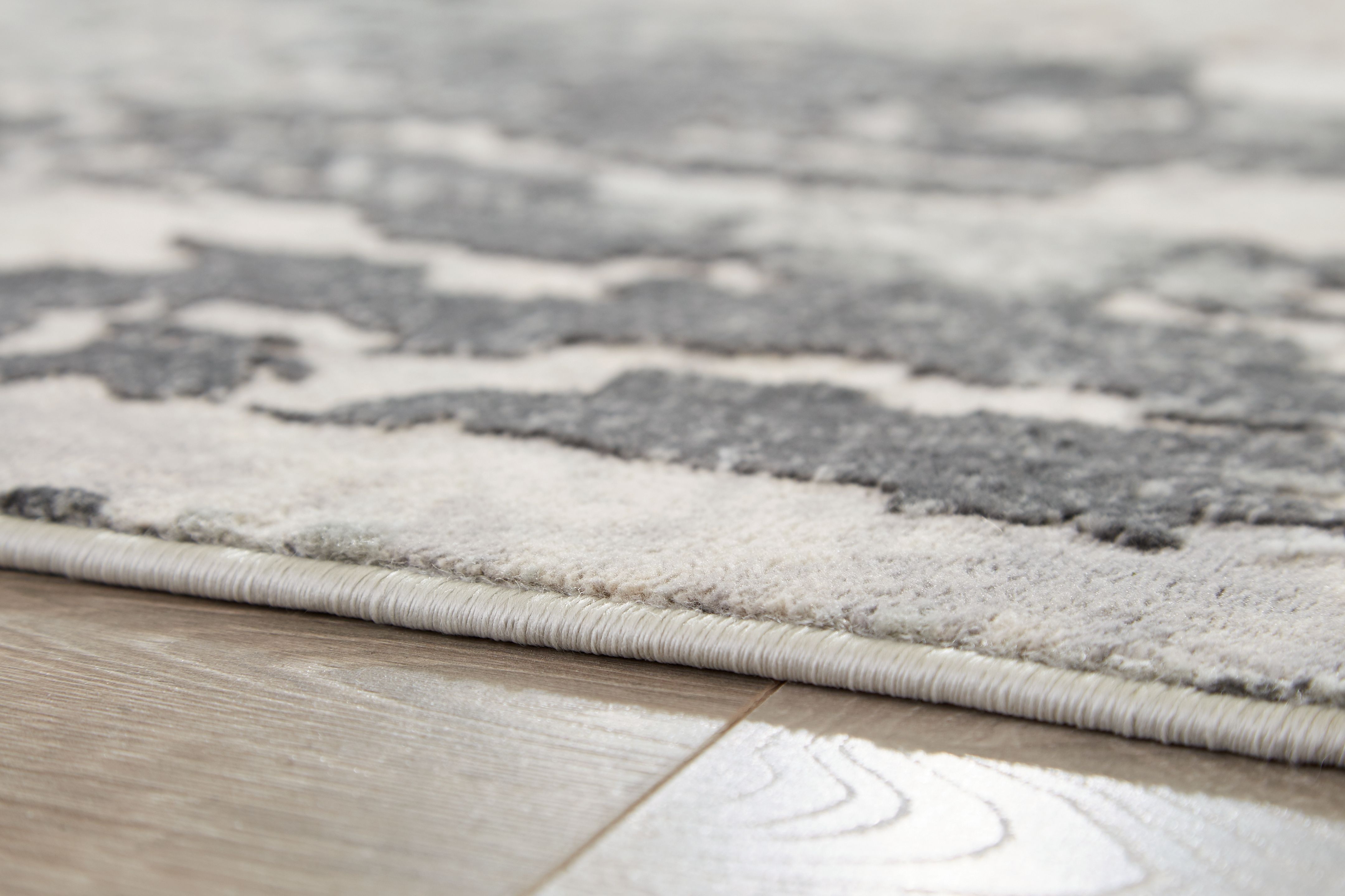 Mazatl - 5' x 7' Rug - Gray