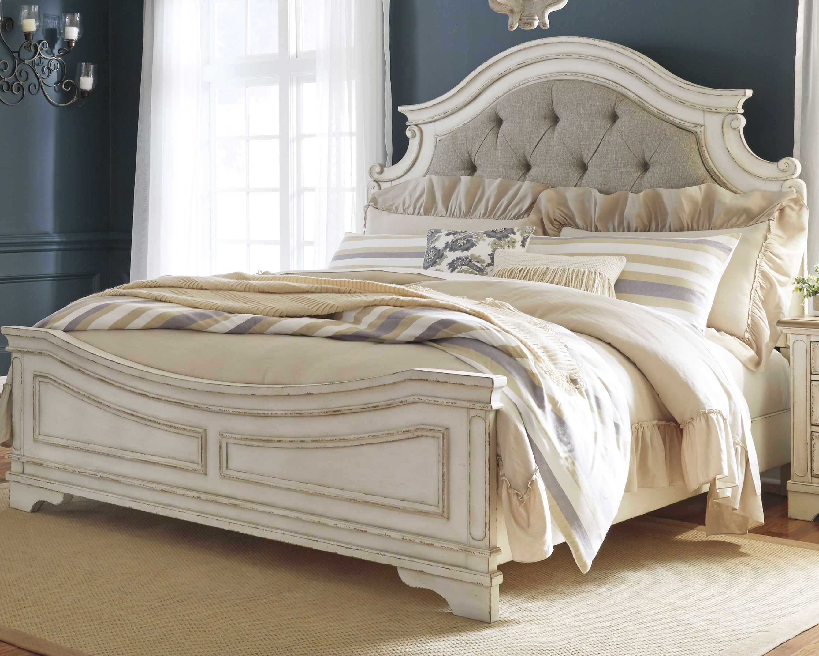 Realyn - California King Upholstered Panel Bed - Chipped White