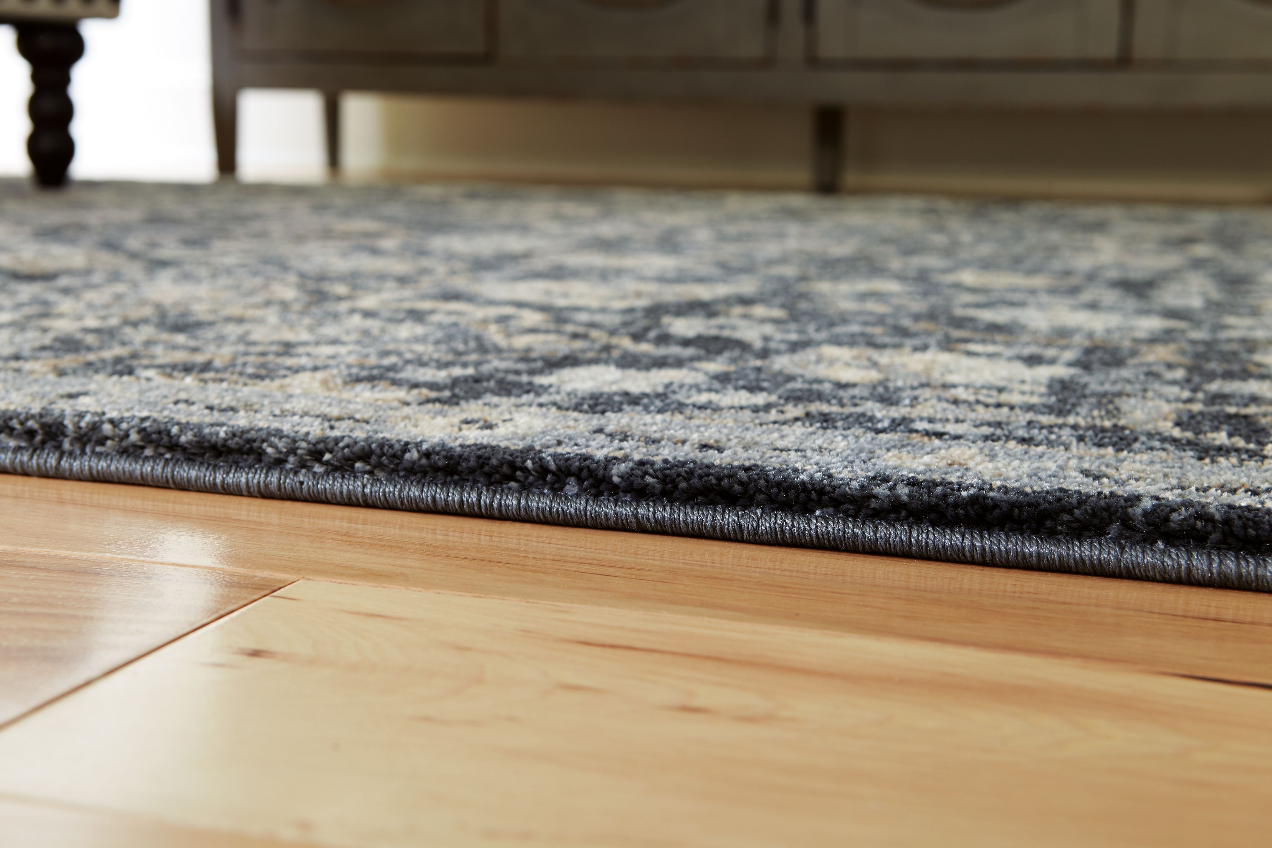 Hilcott - 8' x 10' Rug - Blue / Cream / Brown