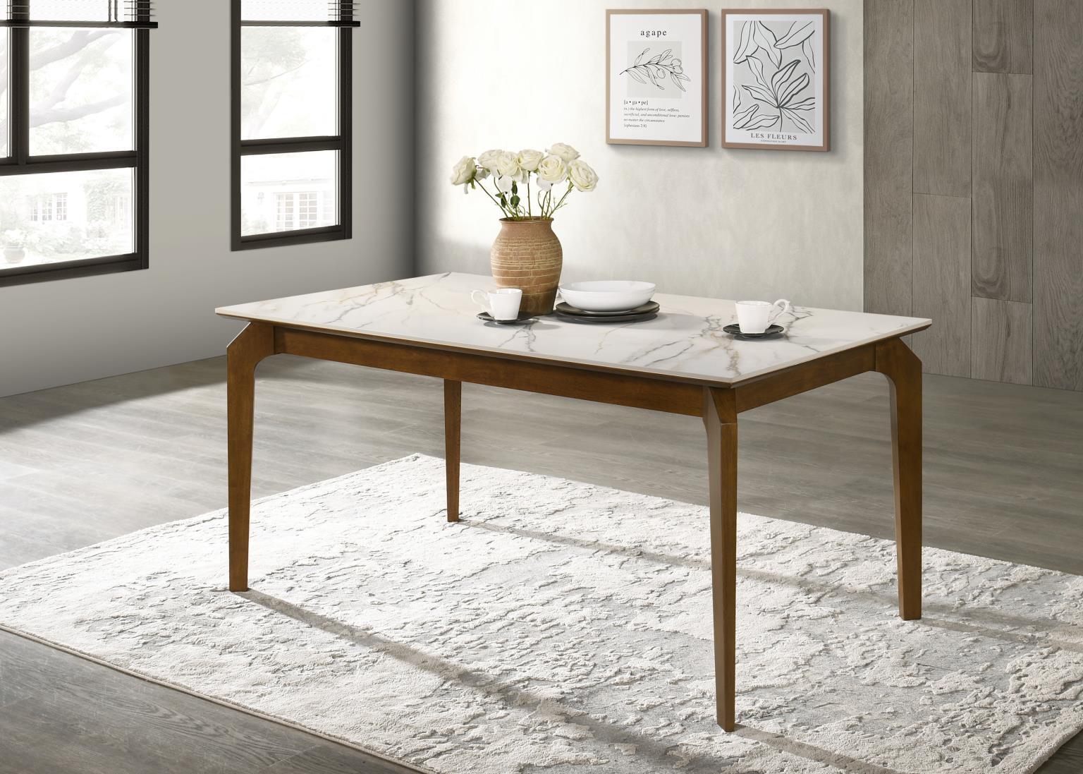 D124 - 5 Piece Dining Room Set (Table, 4 Side Chairs) - Dark Walnut