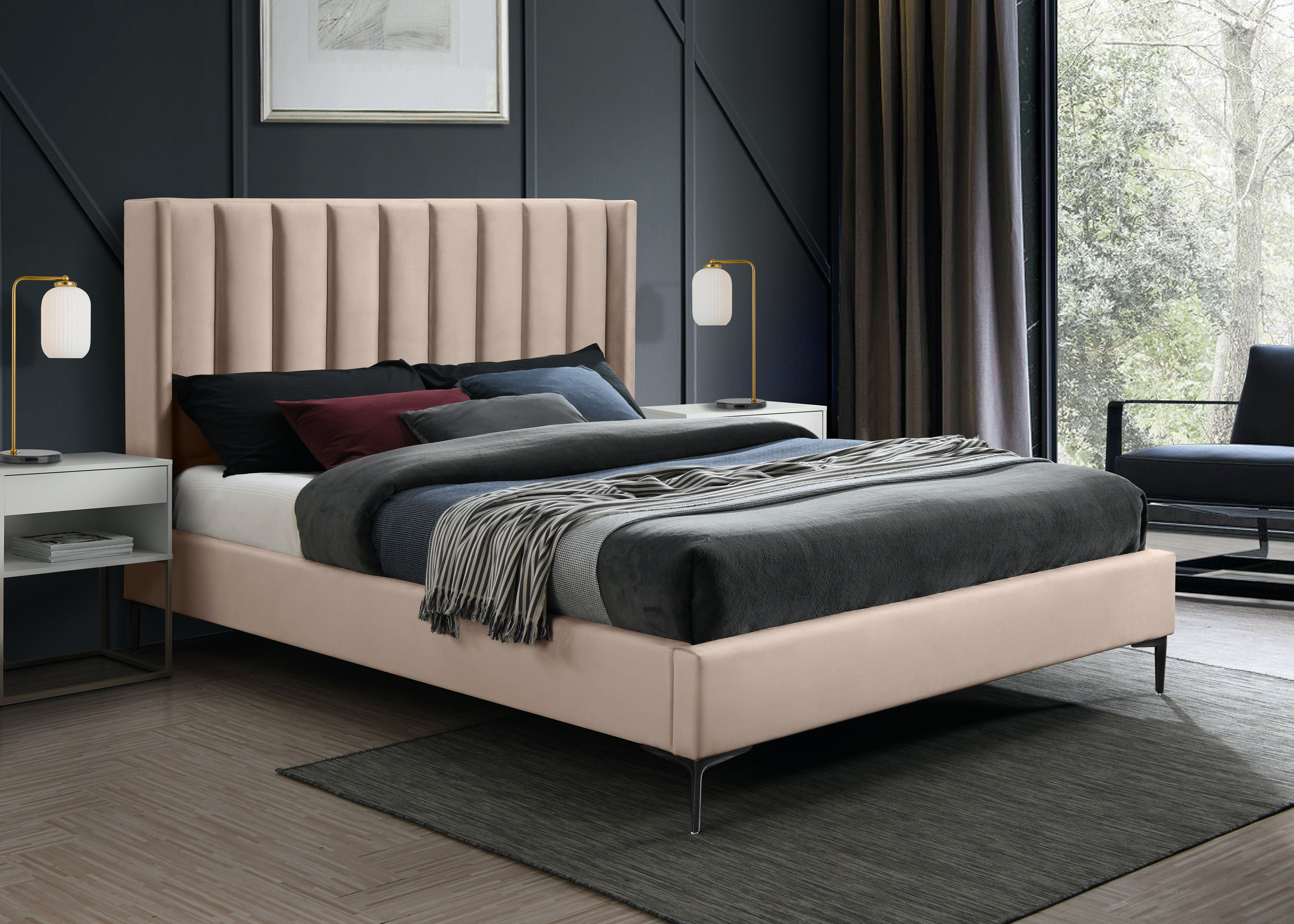Nadia - Full Bed - Pink