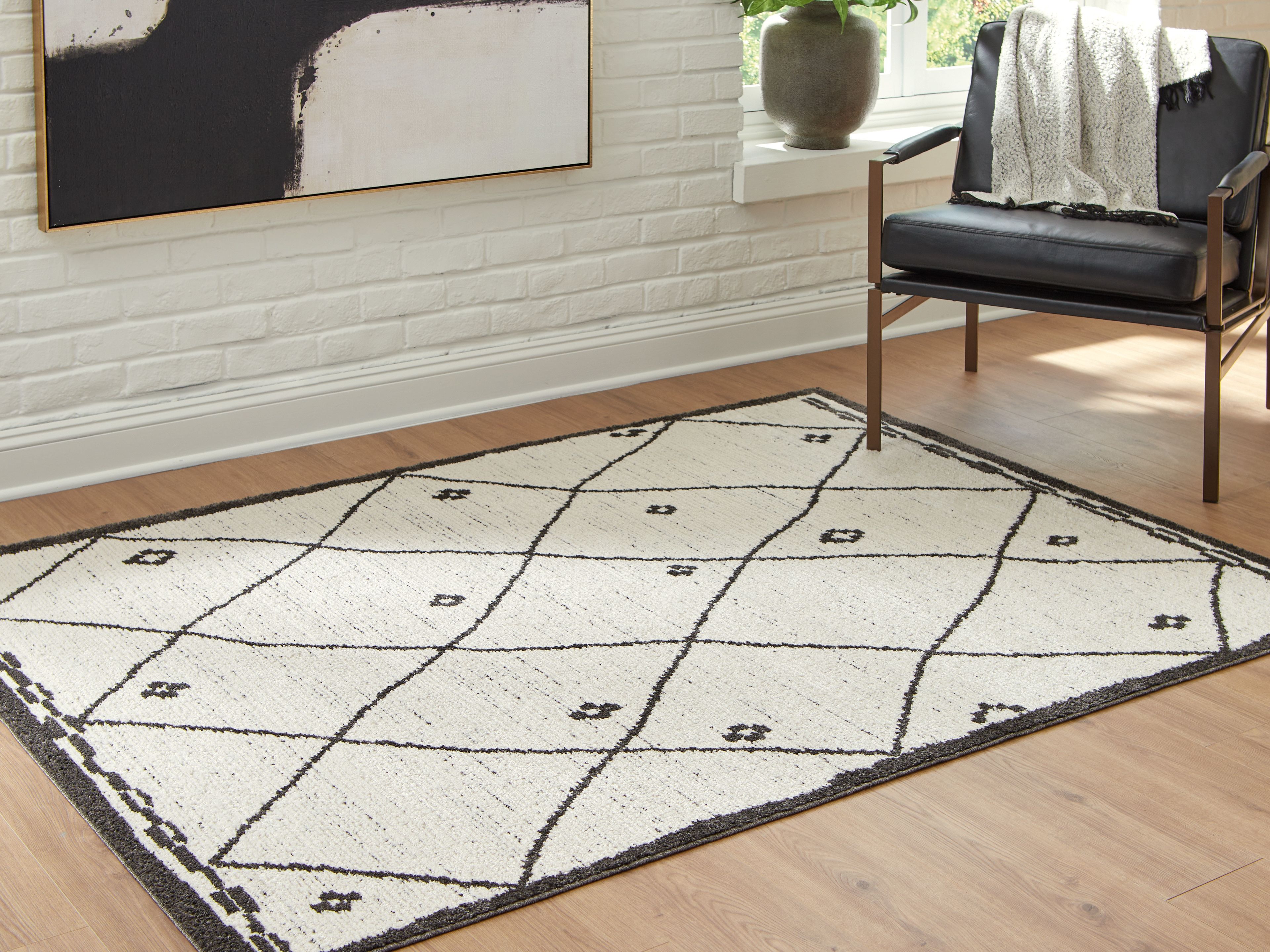 Ashley Furniture Fenriston - 5' x 8' Rug - Cream / Black - Image 5