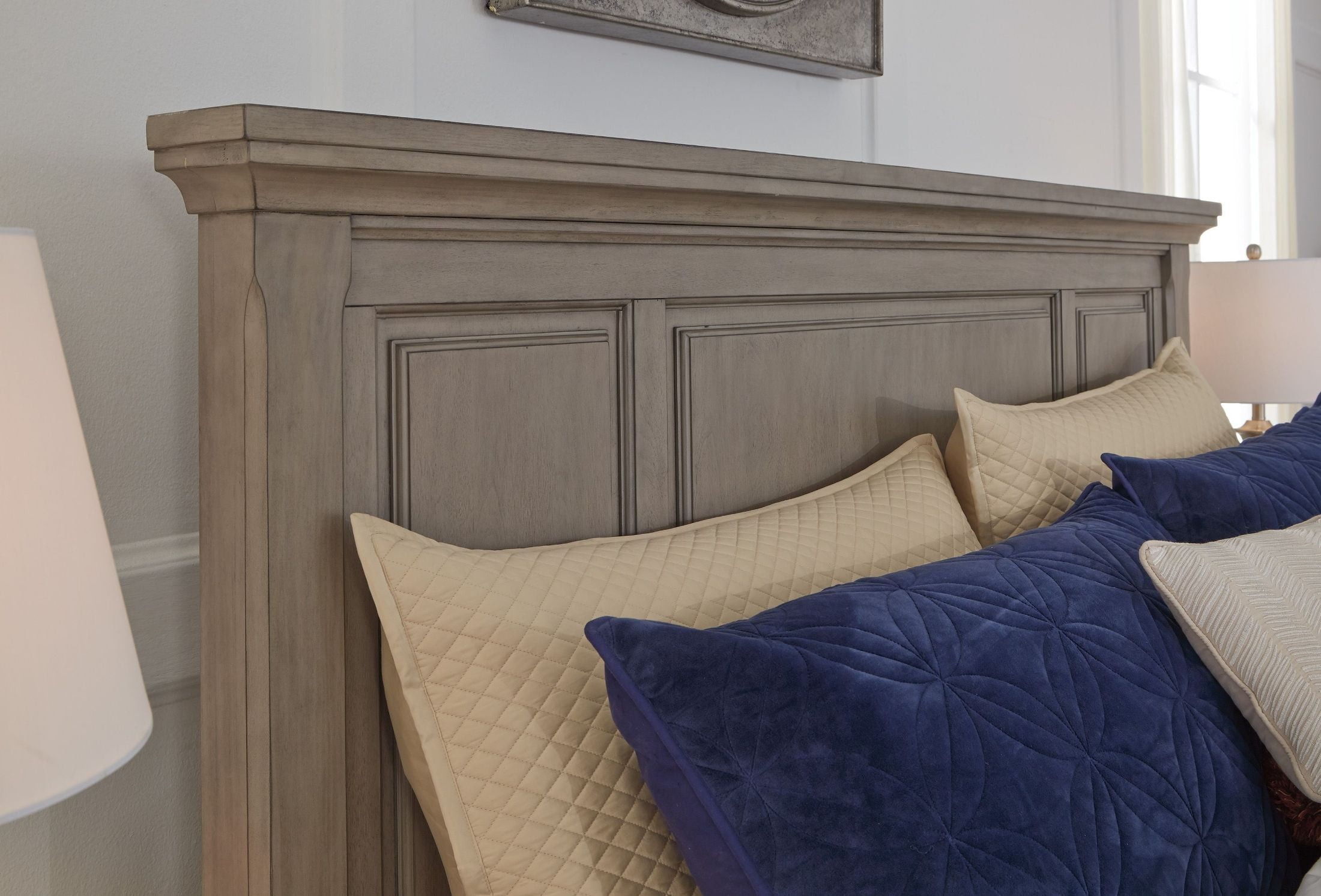 Ashley Furniture Lettner - 8 Pc. - Dresser, Mirror, Chest, Queen Panel Bed, 2 Nightstands - Light Gray - Image 2