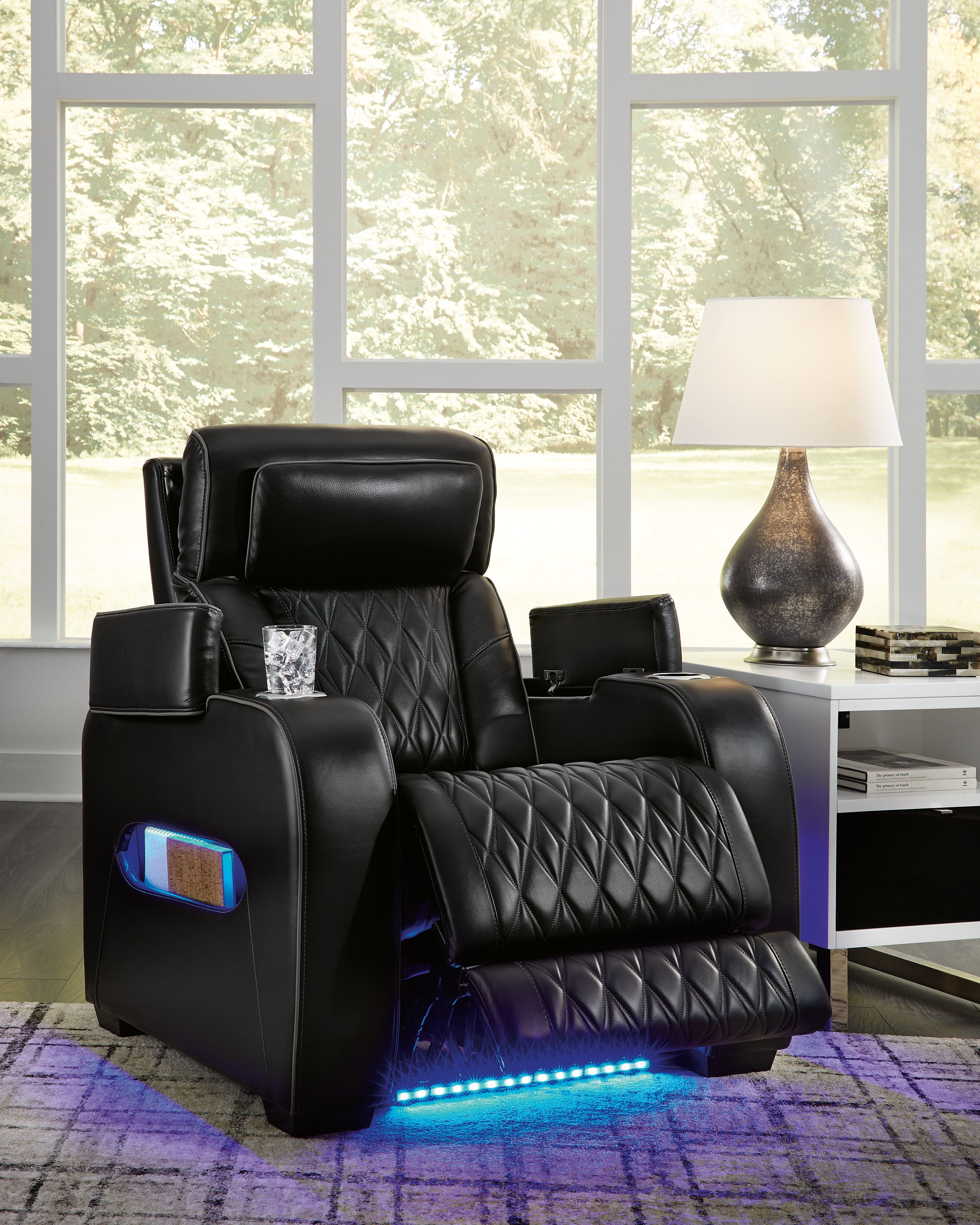 Ashley Furniture Boyington - Power Recliner/ Adj Headrest - Black - Image 8