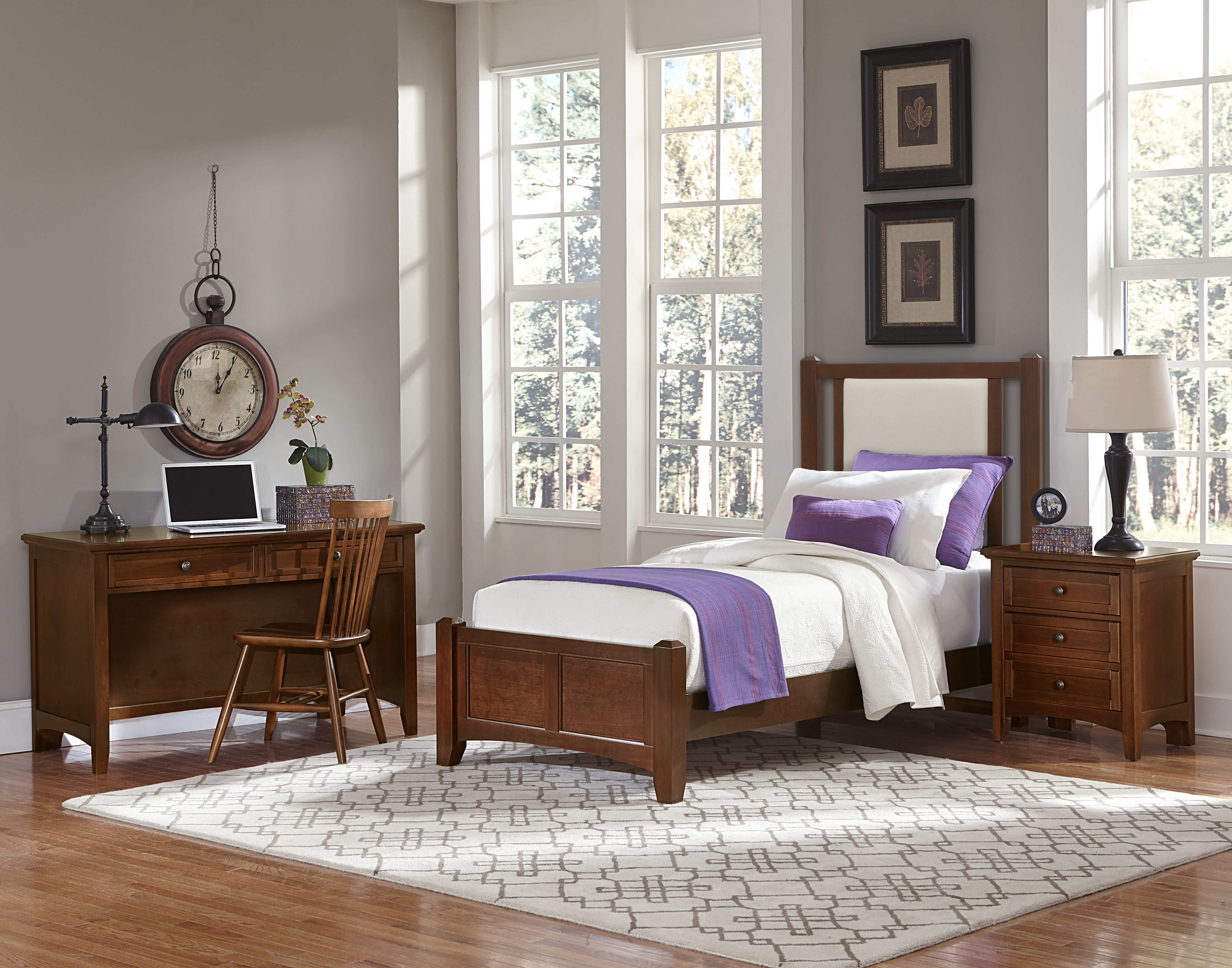 Vaughan-Bassett Bonanza - Twin Linen Upholstered Bed With Mansion Footboard - Cherry