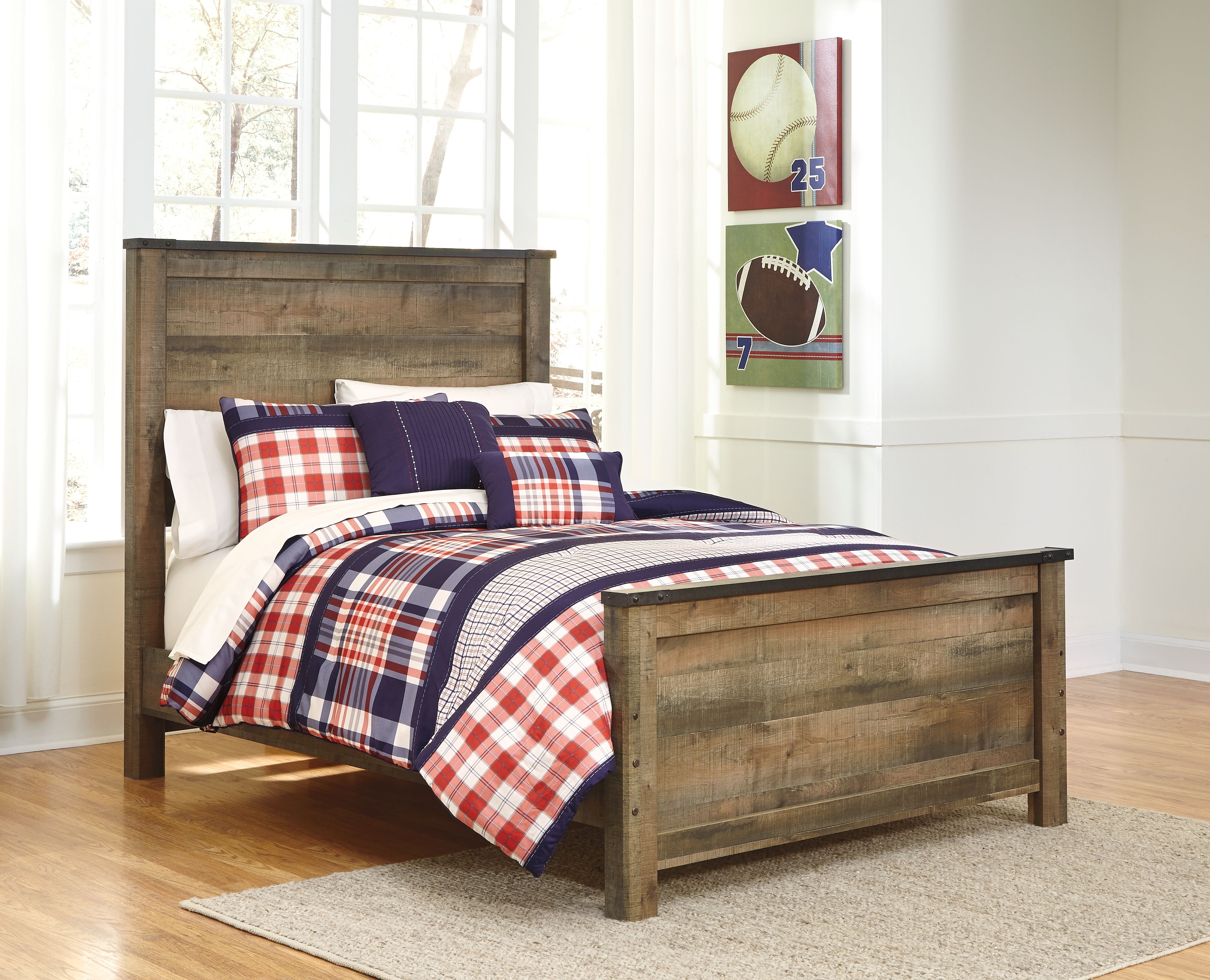 Trinell - Full Panel Bed - Brown