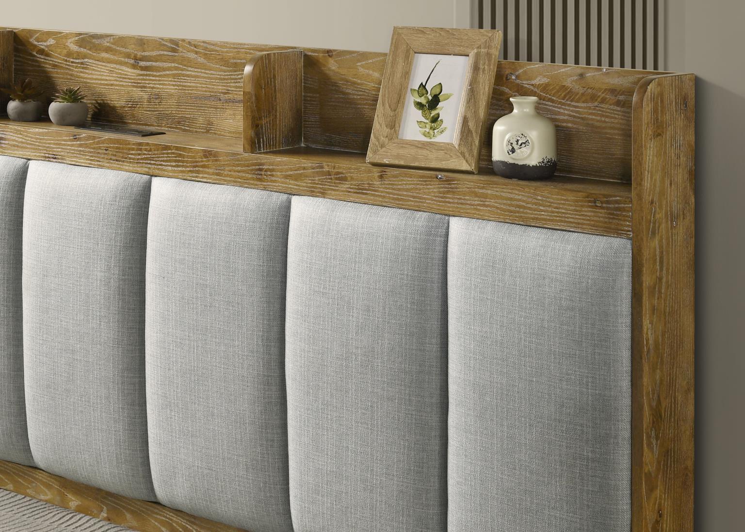 B275 - Queen Bed - Light Aspen Oak