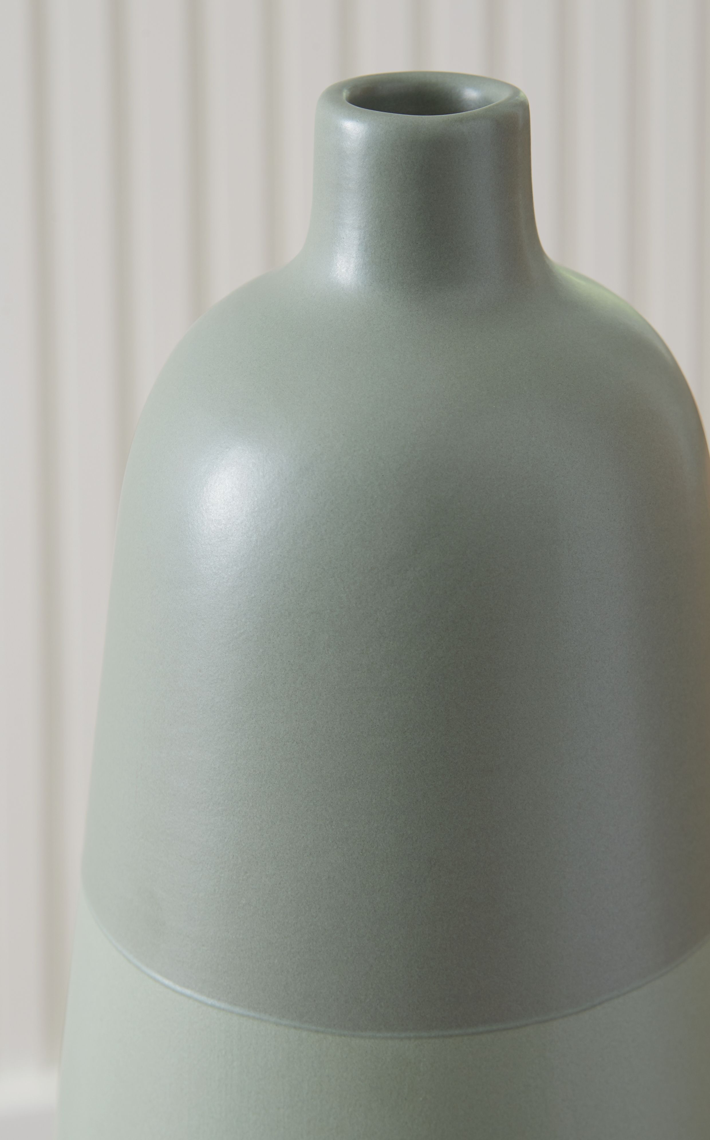 Peerland - Vase - 18.11" - Sage Green