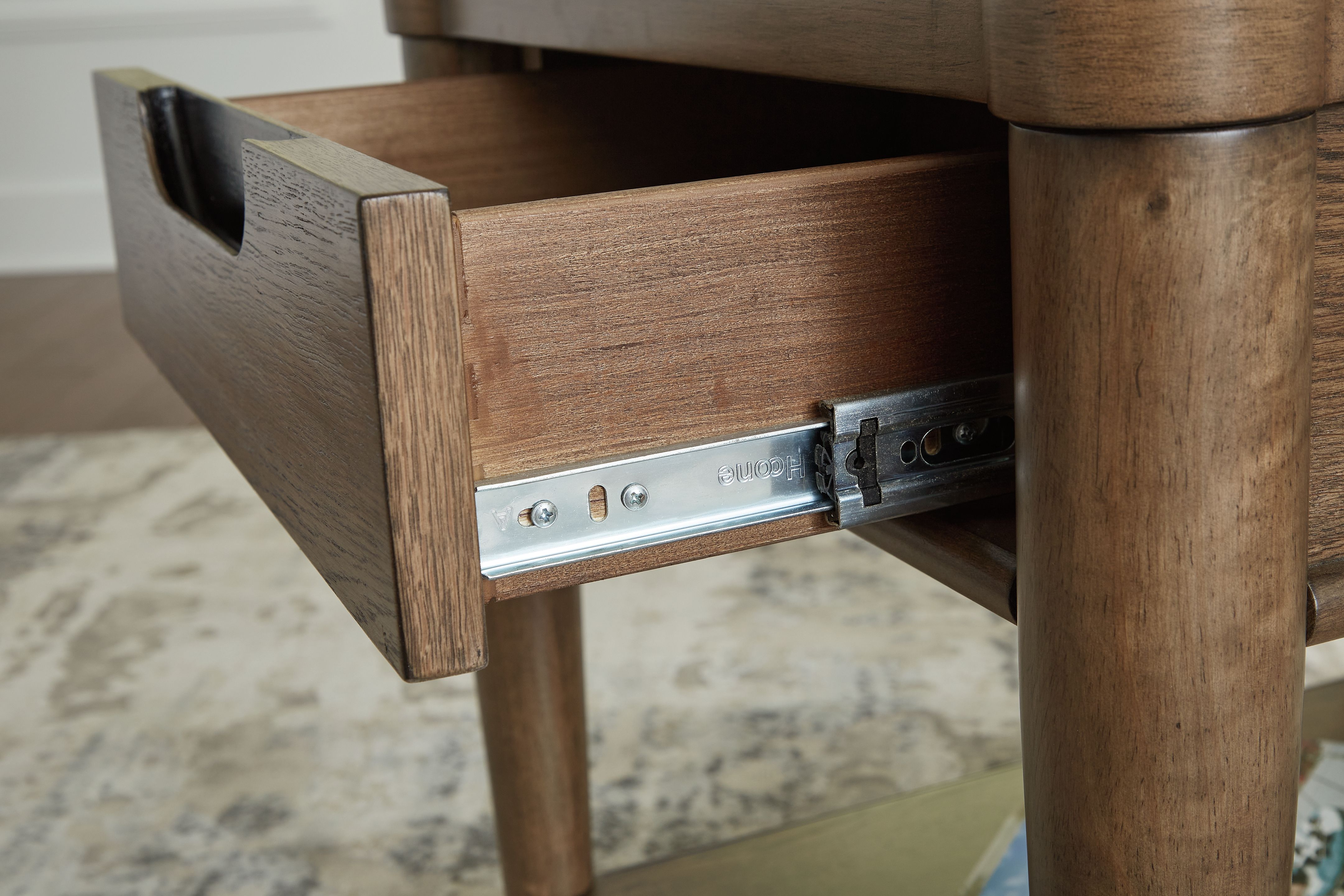 Ashley Furniture Roanhowe - Rectangular End Table - Brown - Image 7