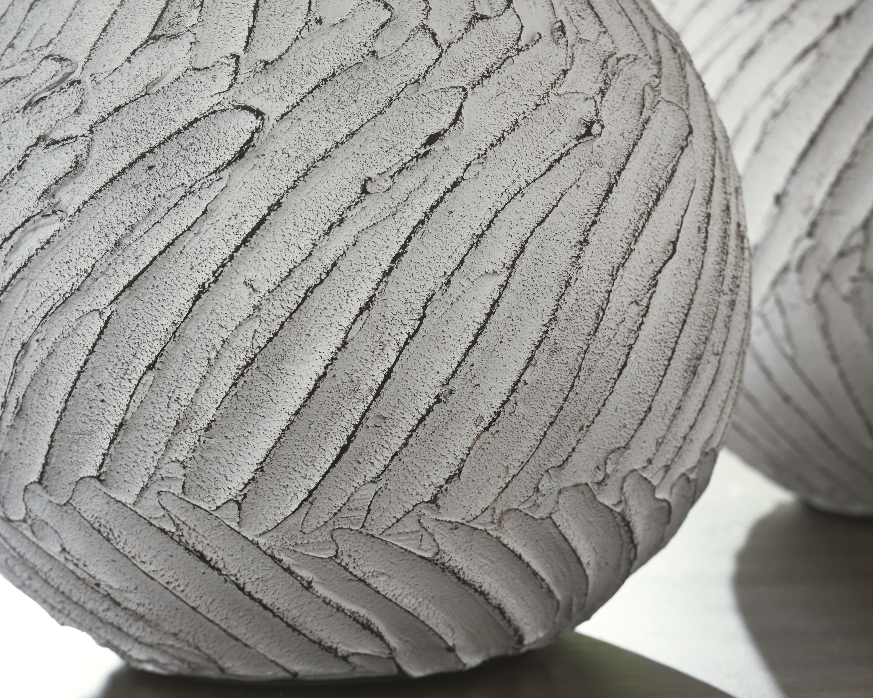 Shelvie - Vase - 10" - Distressed White