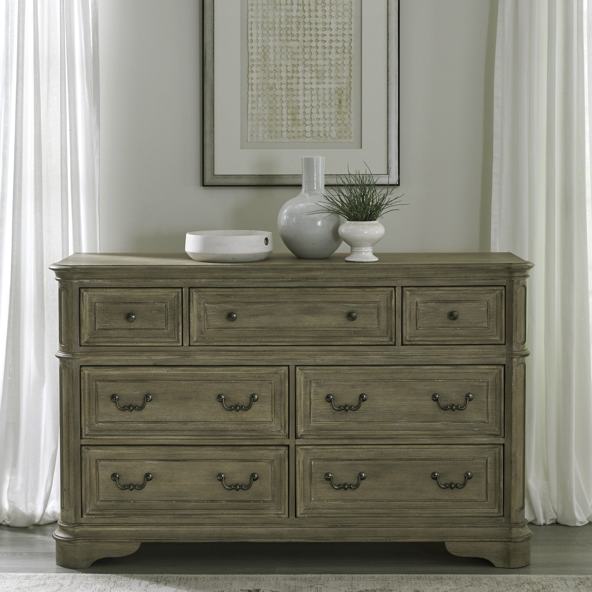 Liberty Furniture Magnolia Manor - 7 Drawer Dresser - Light Brown