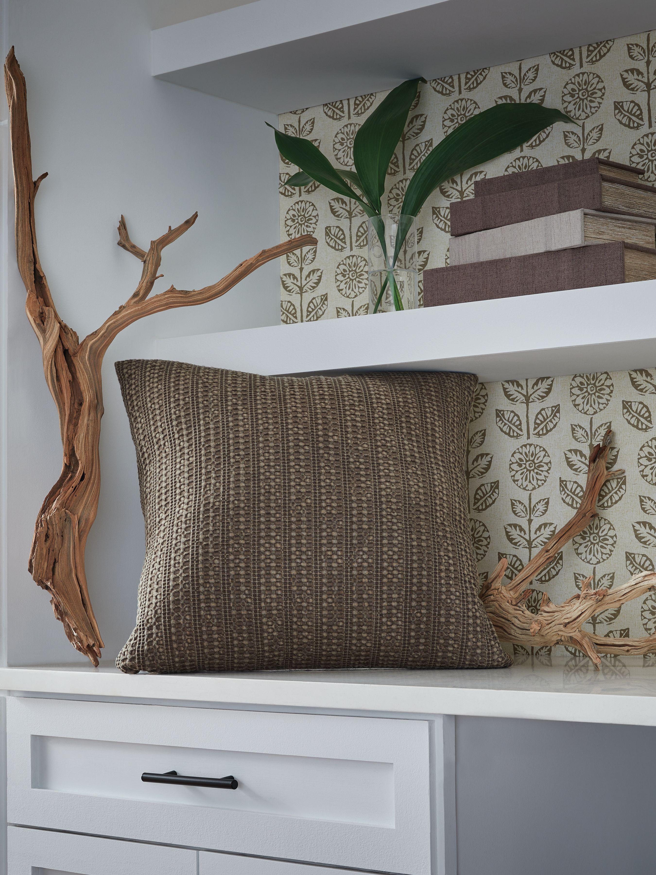 Landcher - Pillow - Brown