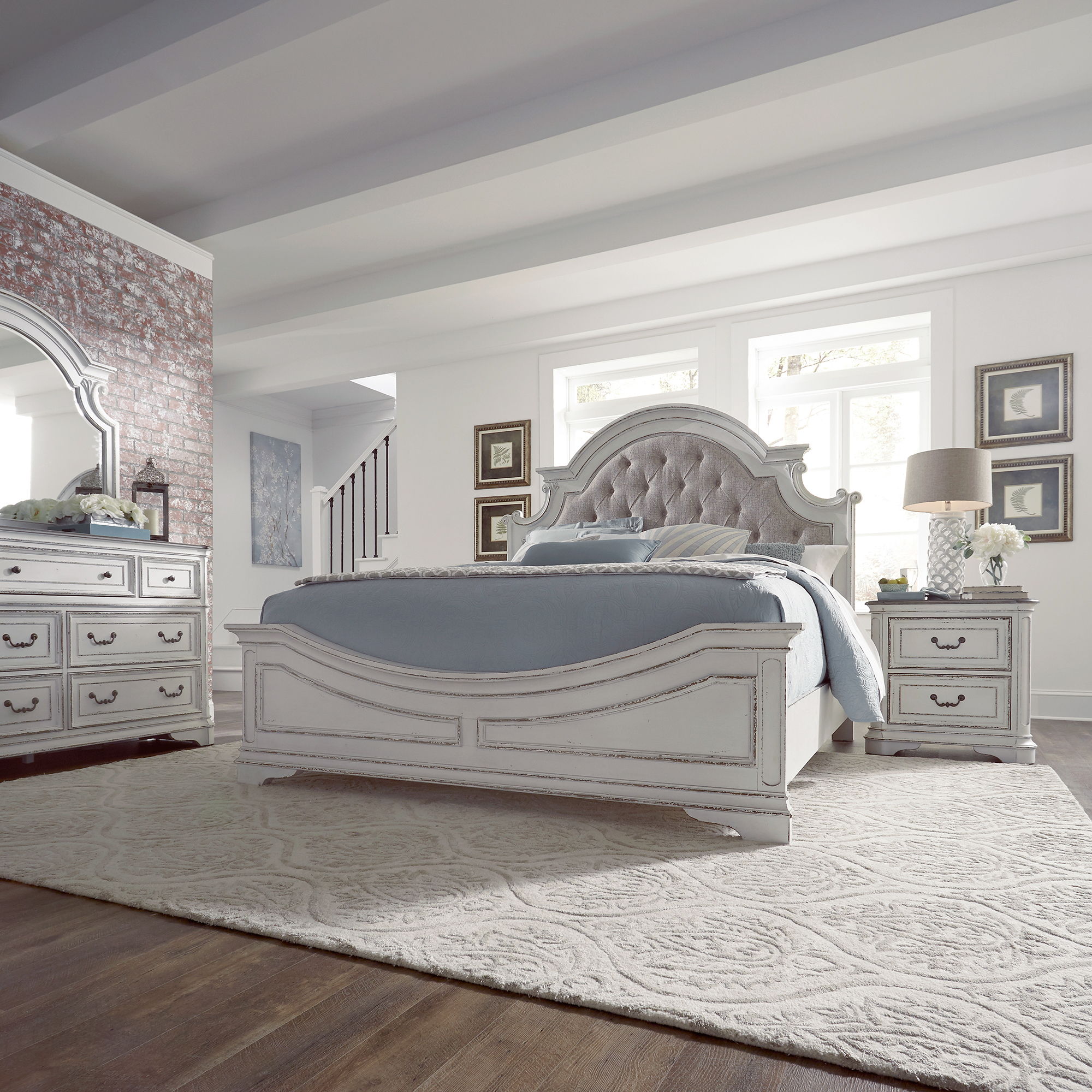 Liberty Furniture Magnolia Manor - 4 Piece Bedroom Set (King Upholstered Bed, Dresser & Mirror, Nightstand) - Aged White
