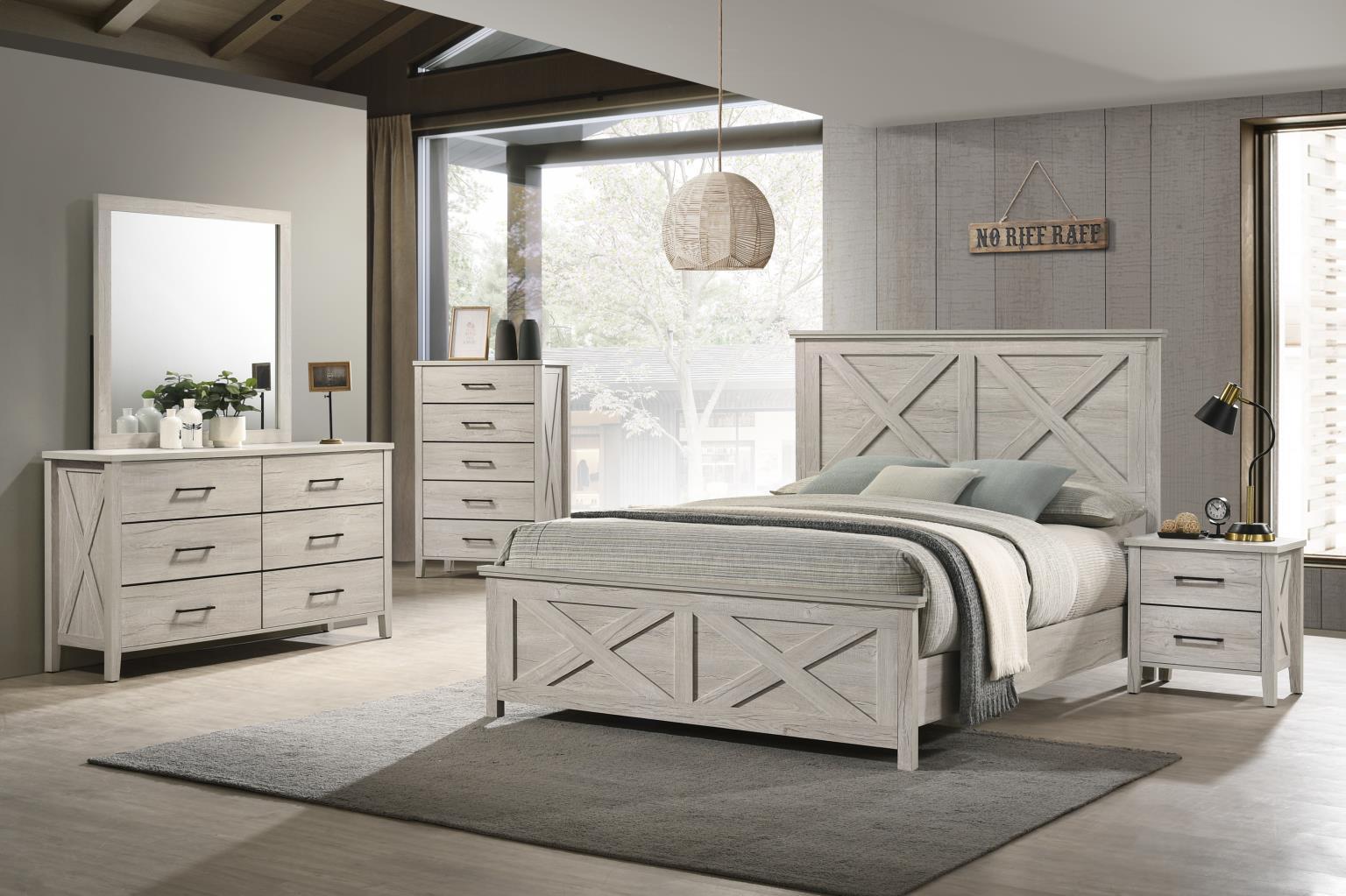 B523 - 3 Piece Bedroom Set (Queen Bed, Dresser, Mirror) - White Wash