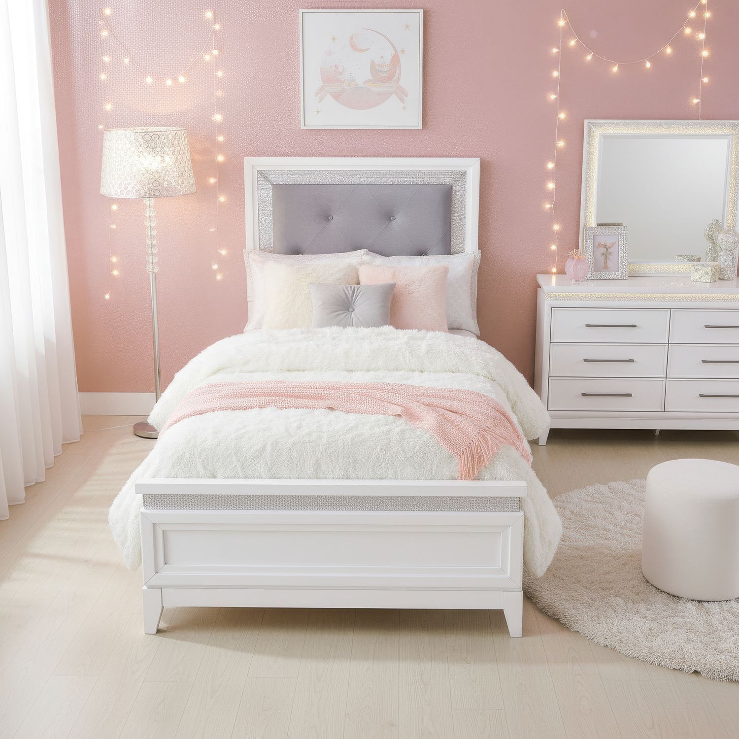 3 Piece Bedroom Set (Twin Upholstered Bed, Dresser & Mirror) Image