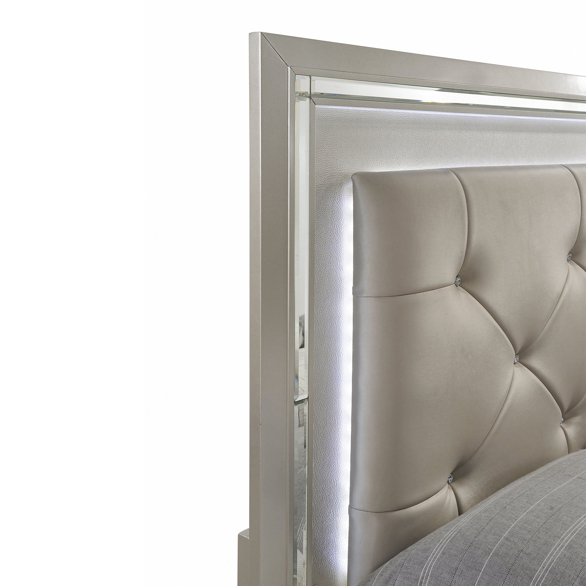 Platinum - King Platform Storage Bed - Сhampagne
