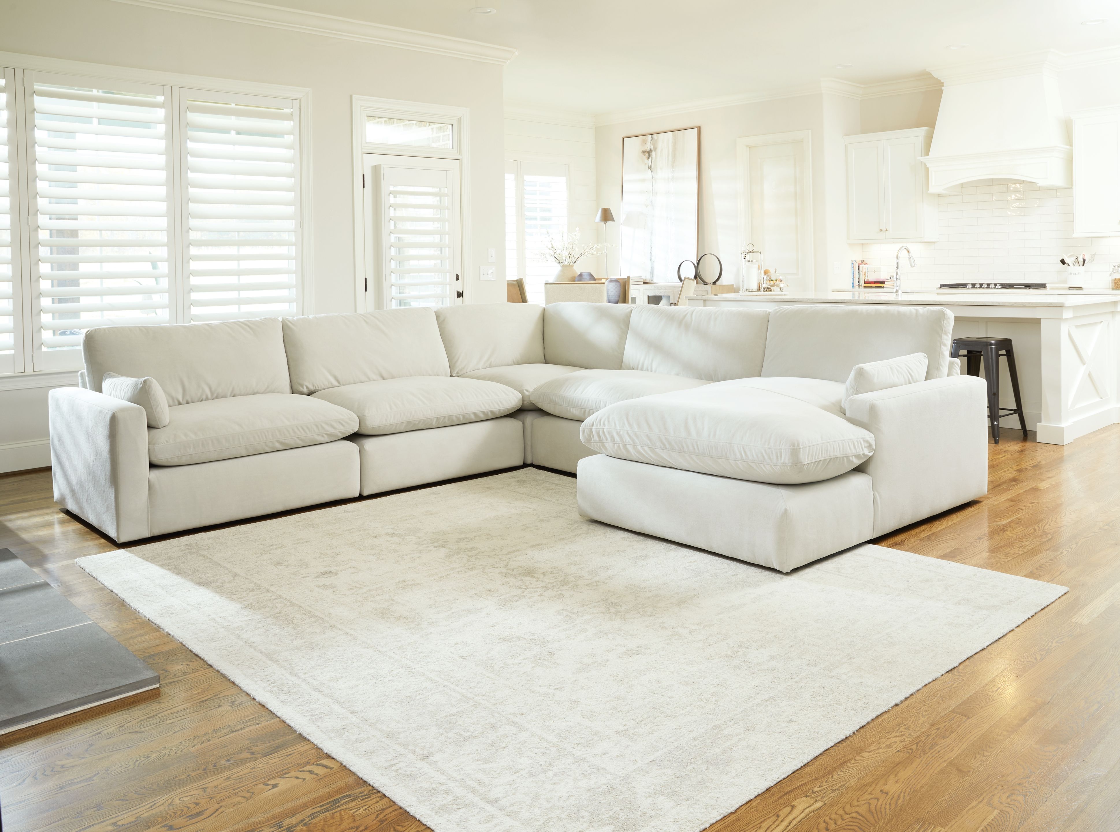 Ashley Sophie - Light Gray - Right Arm Facing Chaise 5 Pc Sectional