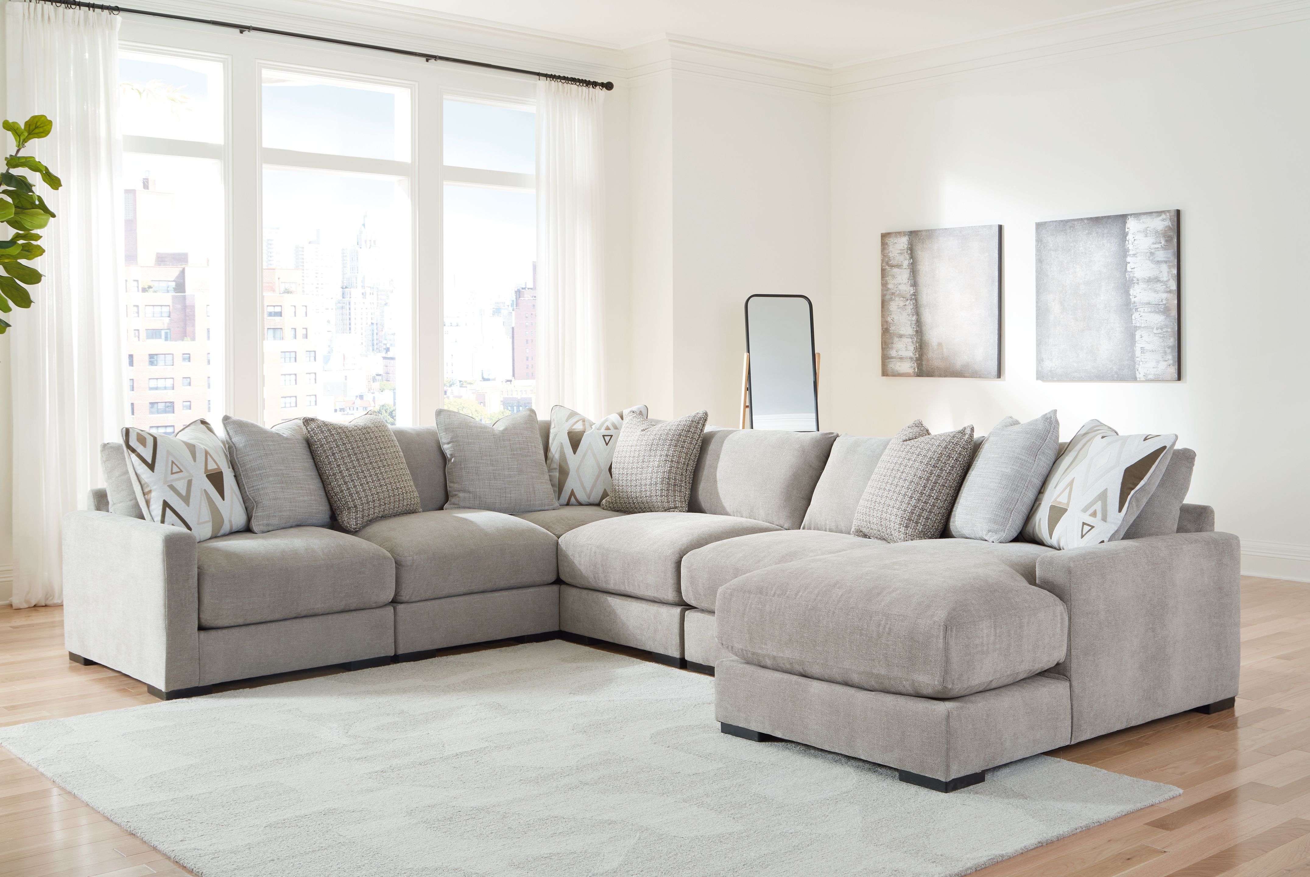 Aslan Court - 6-Piece Sectional With RAF Corner Chaise - Pebble