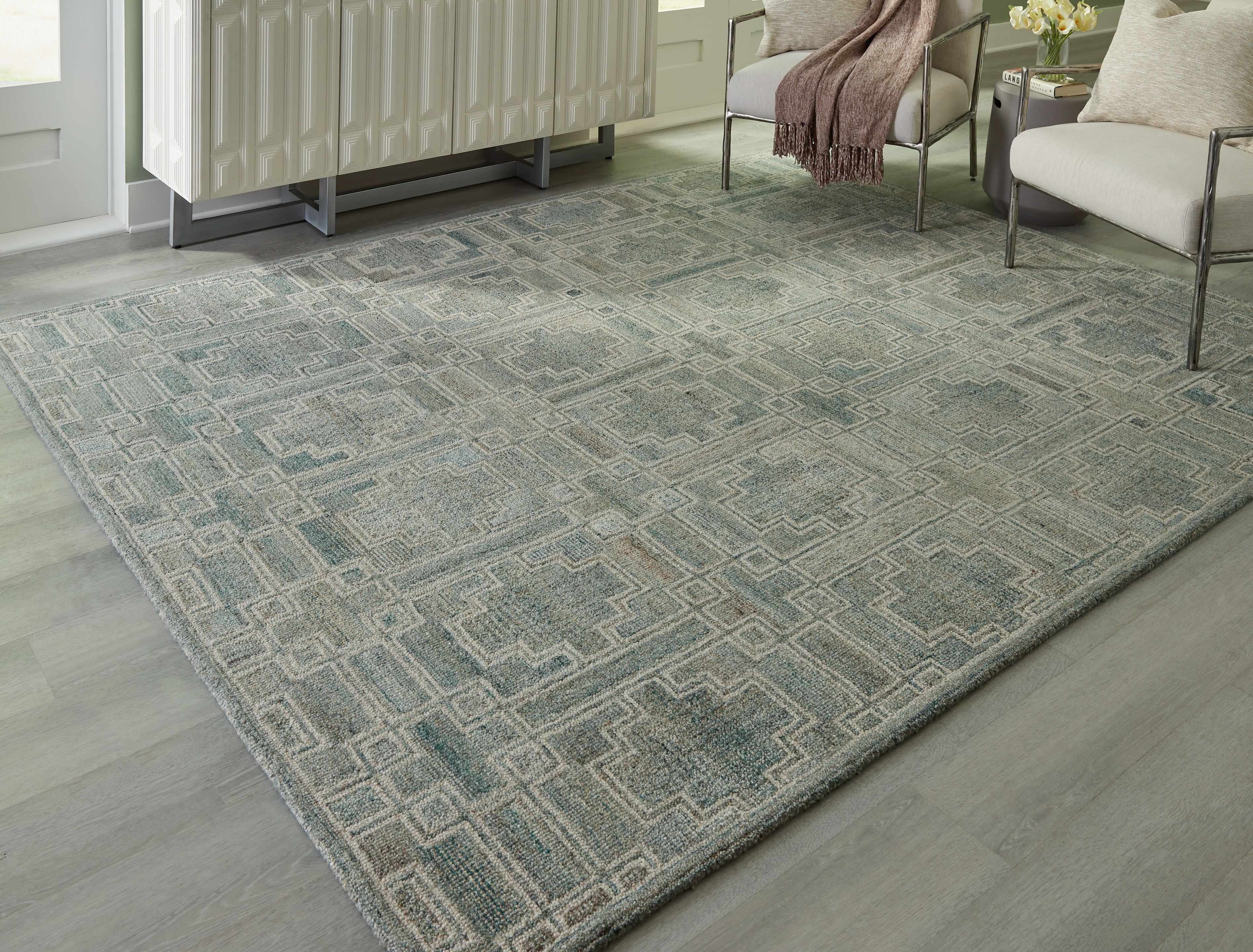 Jossland - 8' x 10' Rug - Green / Iory