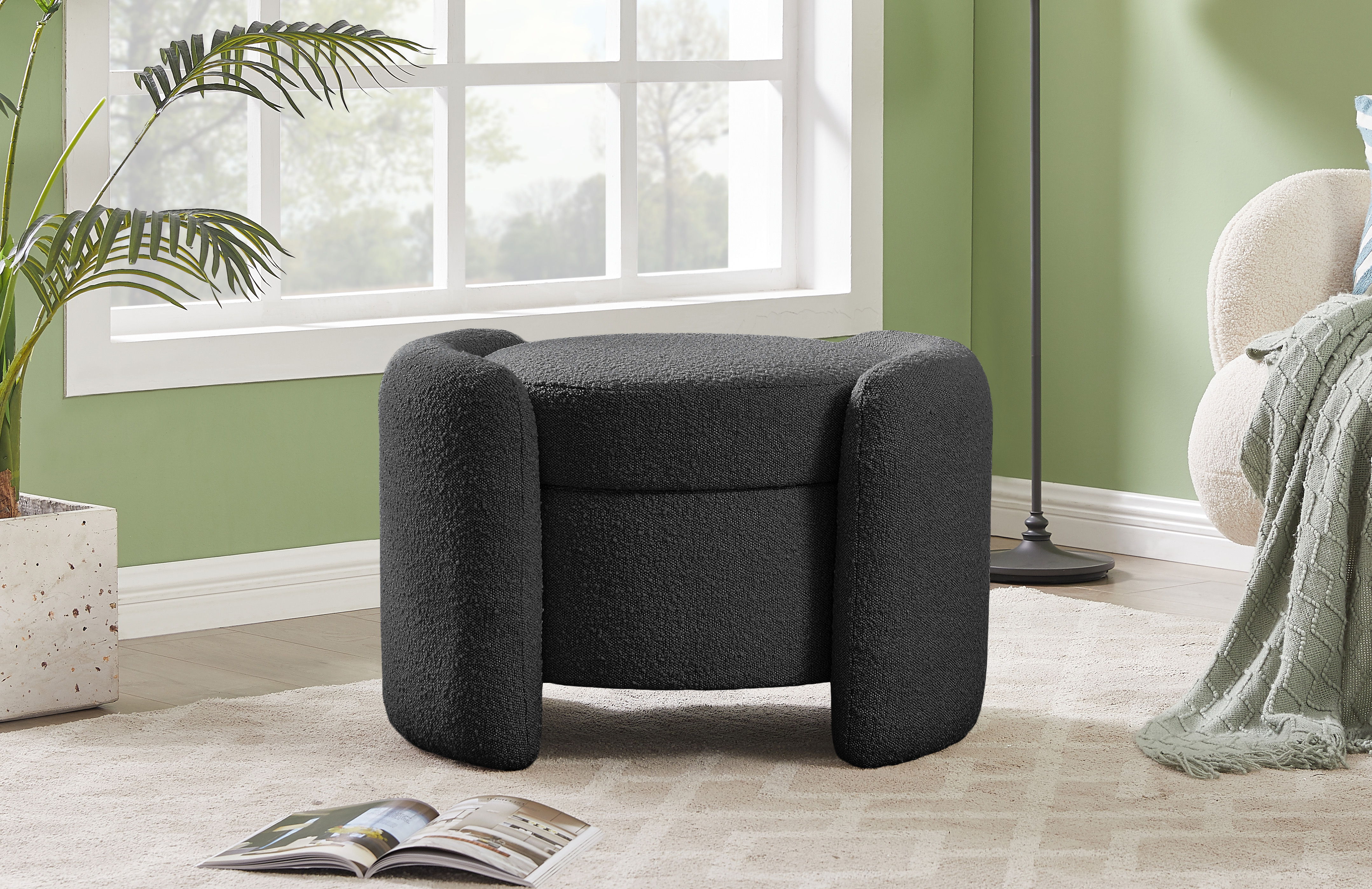 Horizon - Ottoman - Black