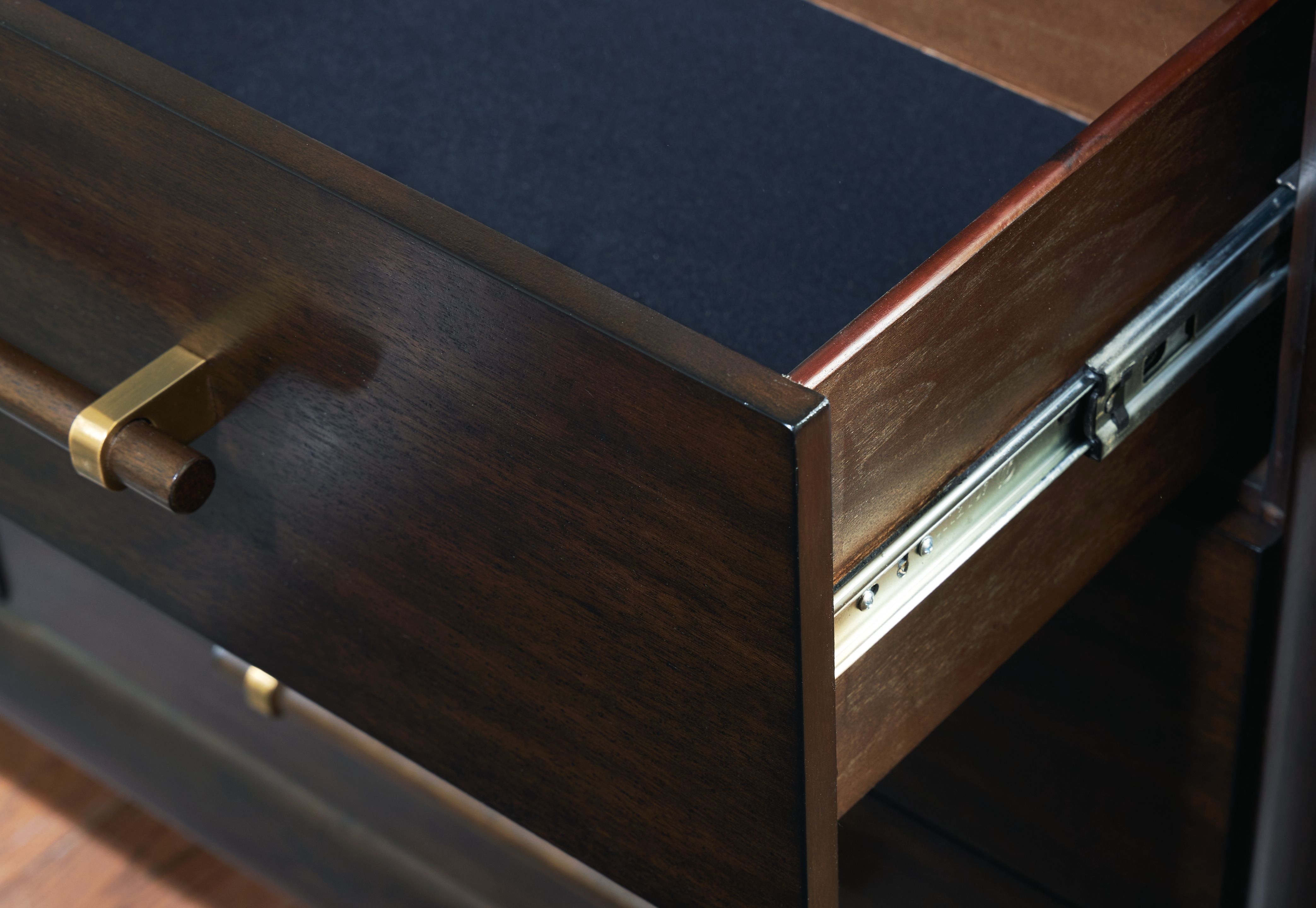Dantenton - Dresser And Mirror - Merlot