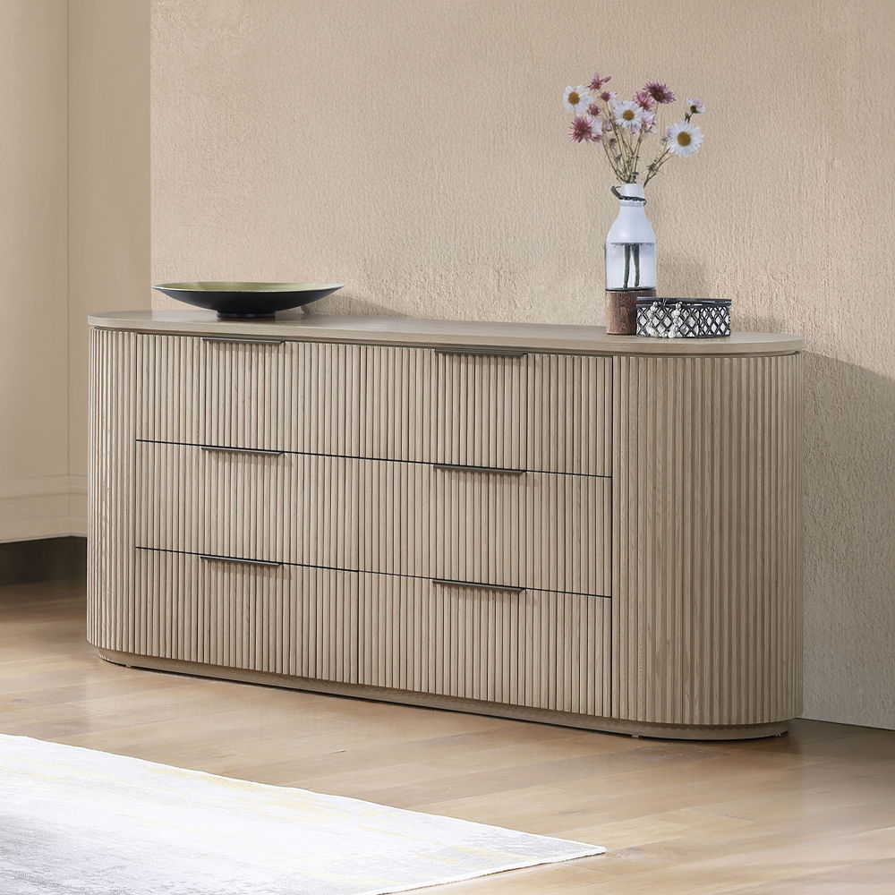 Leanna - Dresser - Light Oak, light brown