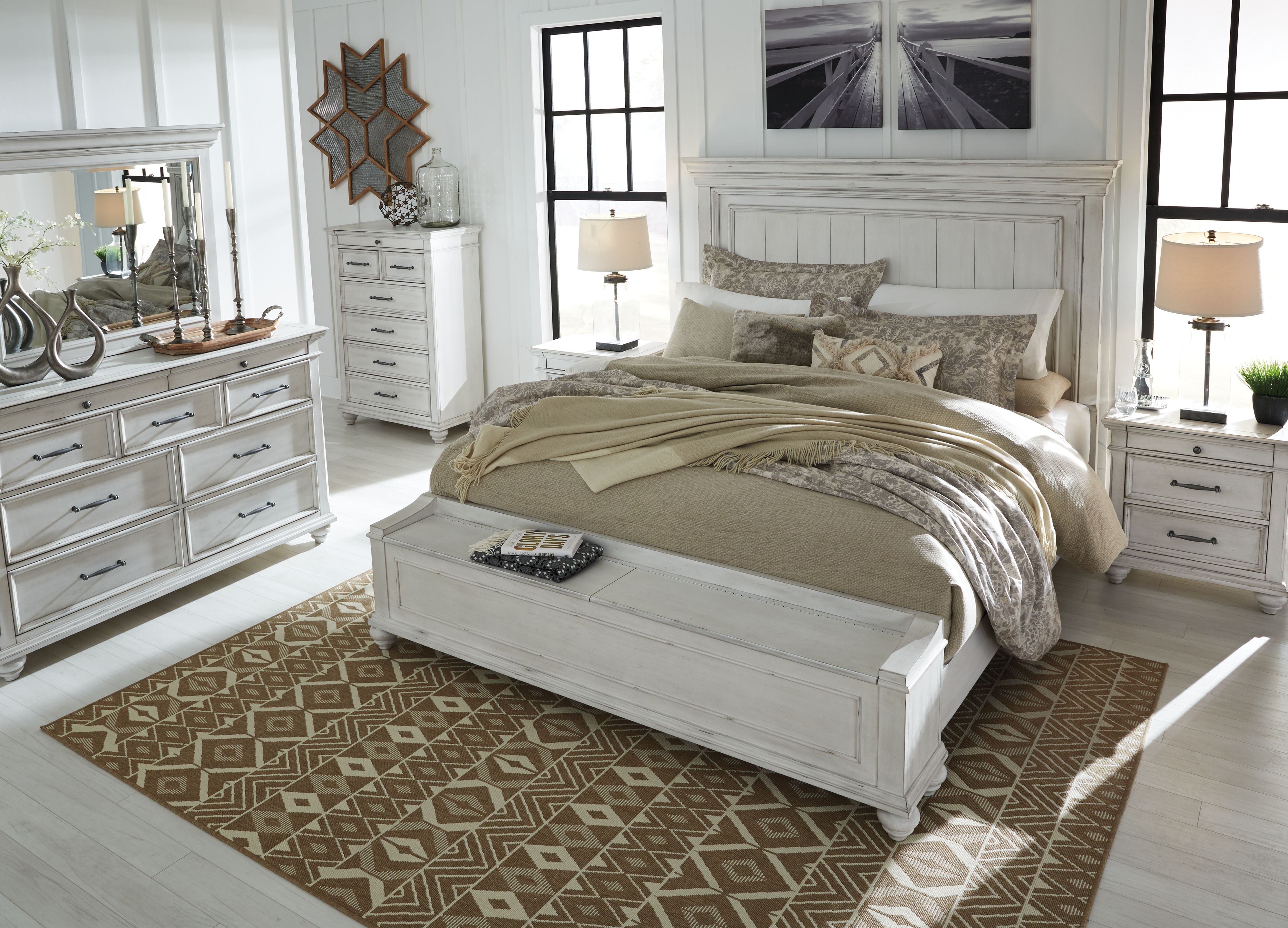 Ashley Furniture Kanwyn - Queen Panel Bed With Storage Bench - Whitewash - Image 12
