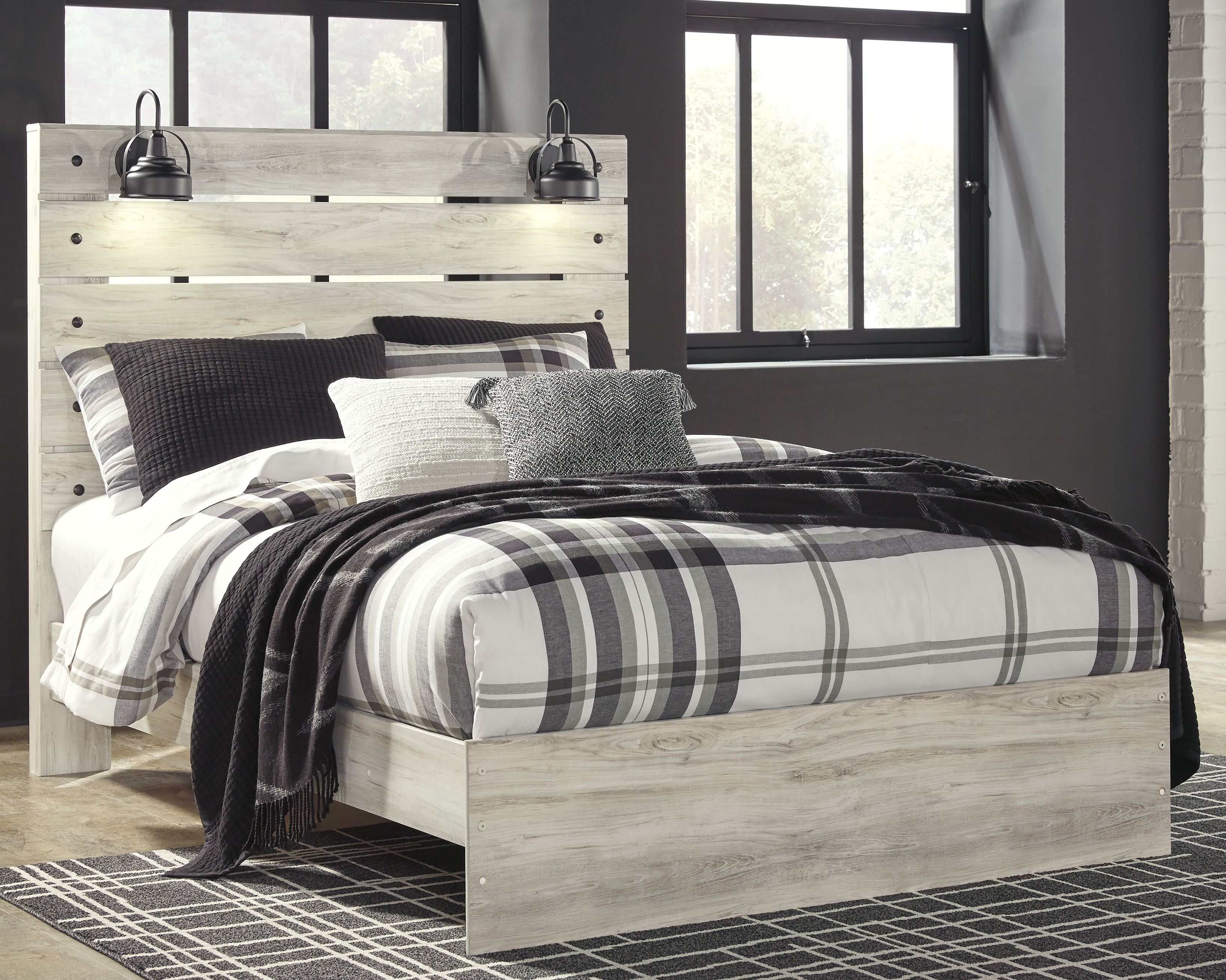 Cambeck - Queen Panel Bed - Whitewash