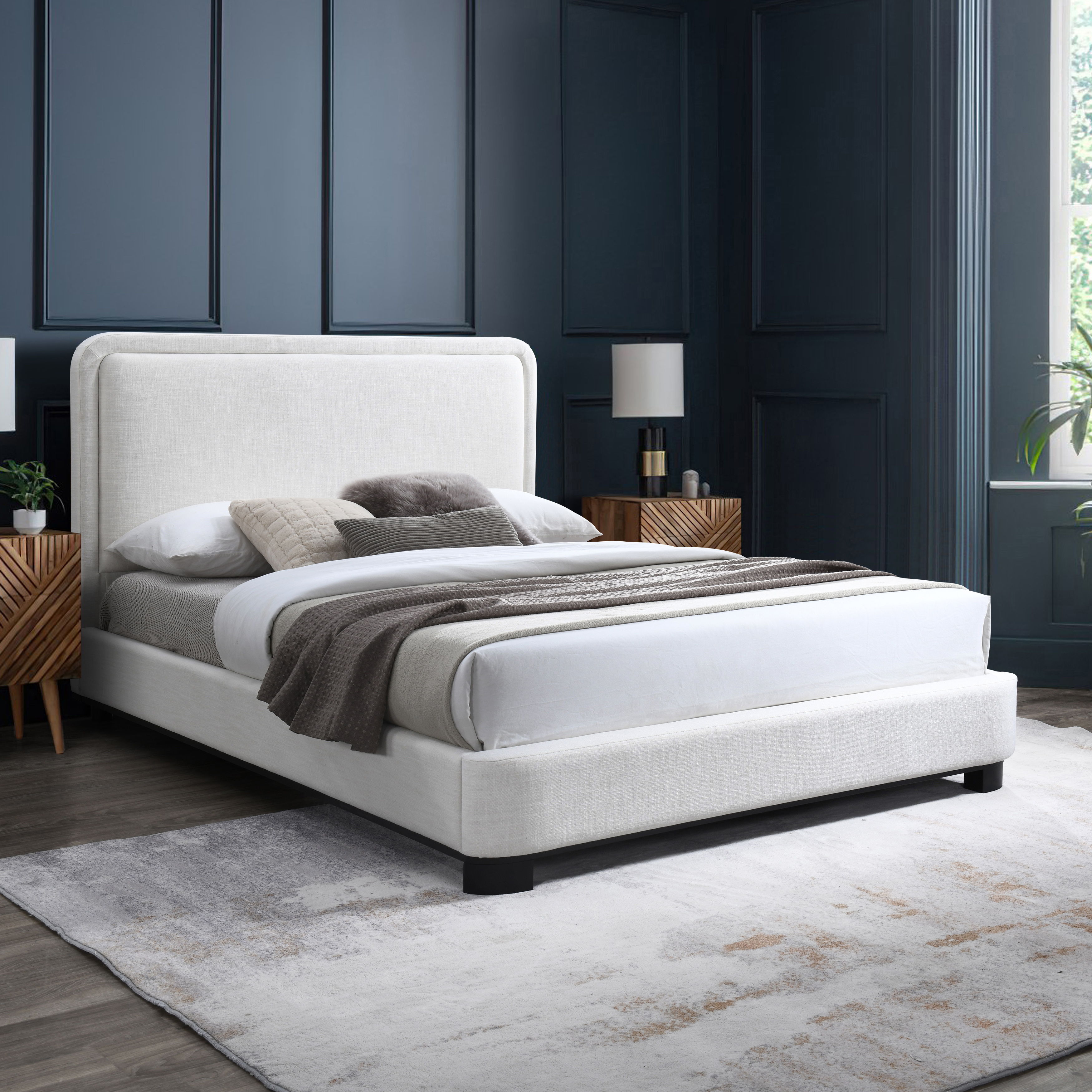 Nolita - Queen Bed With Black Base - Cream