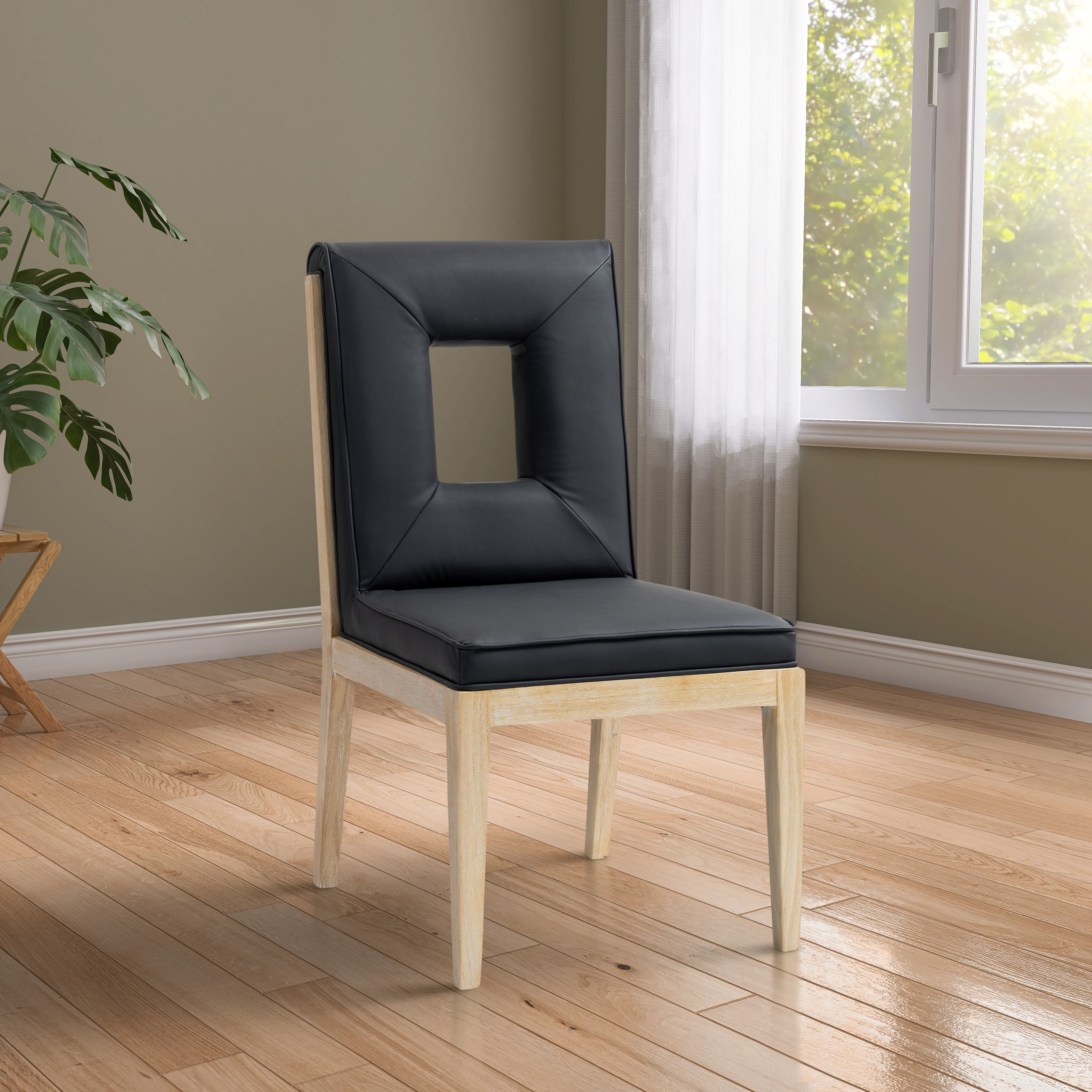 Gwendolyn - Faux Leather Dining Side Chair With Natural Frame (Set of 2) - Black