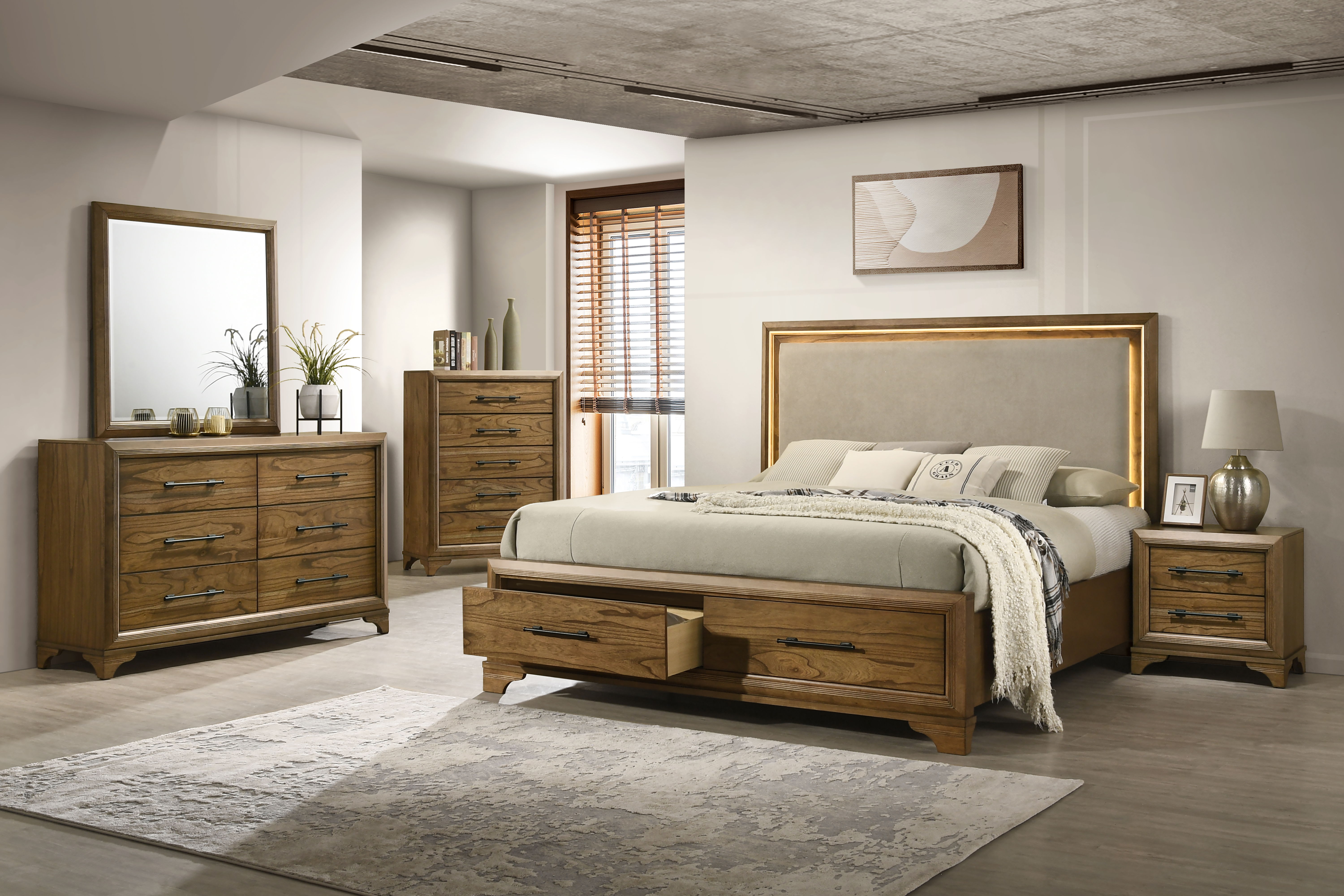 Queen · 5 Pc · Bed & Dresser & Mirror & Chest & Nightstand