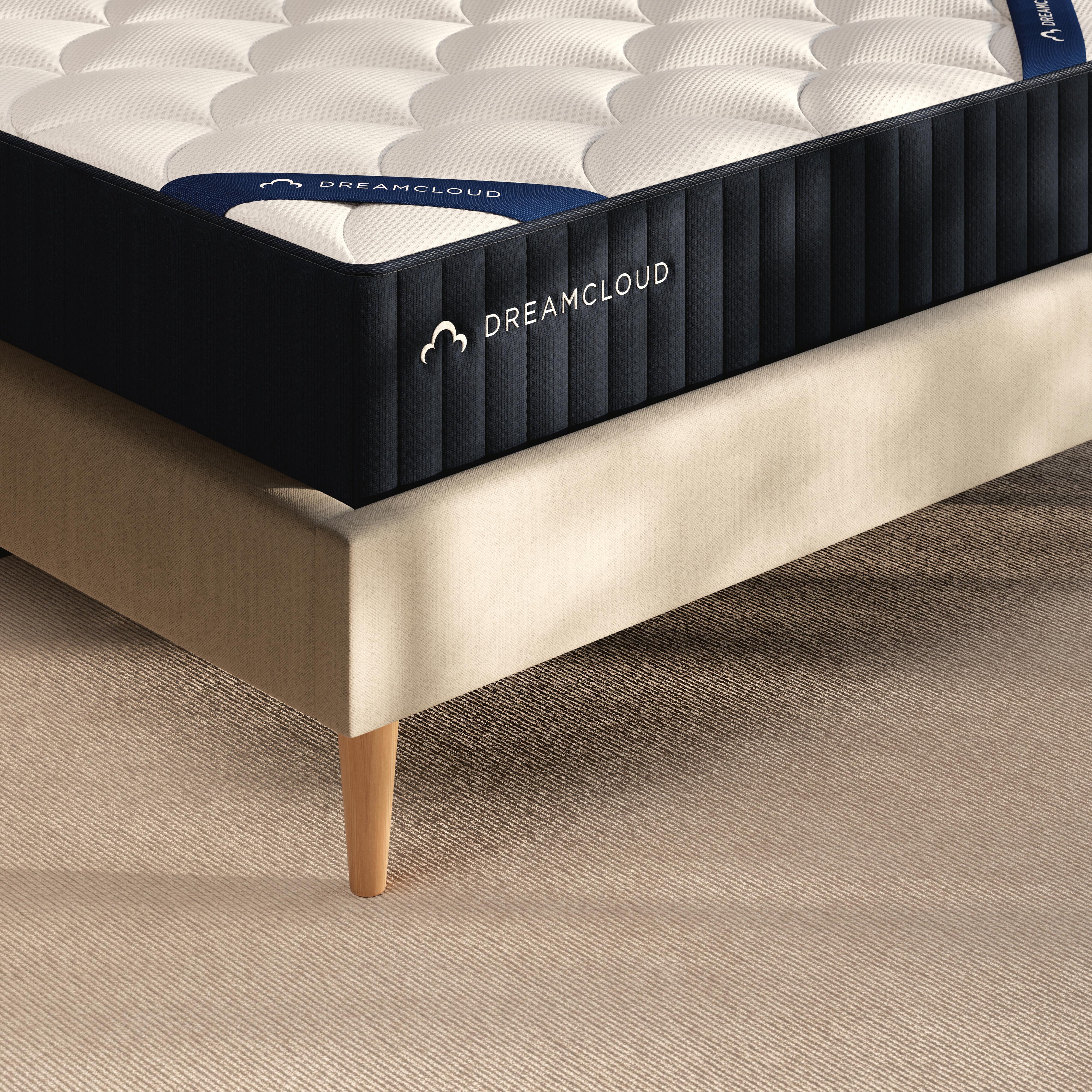 Ashley Furniture Dreamcloud Classic Memory Foam - Queen Mattress - White - Image 11