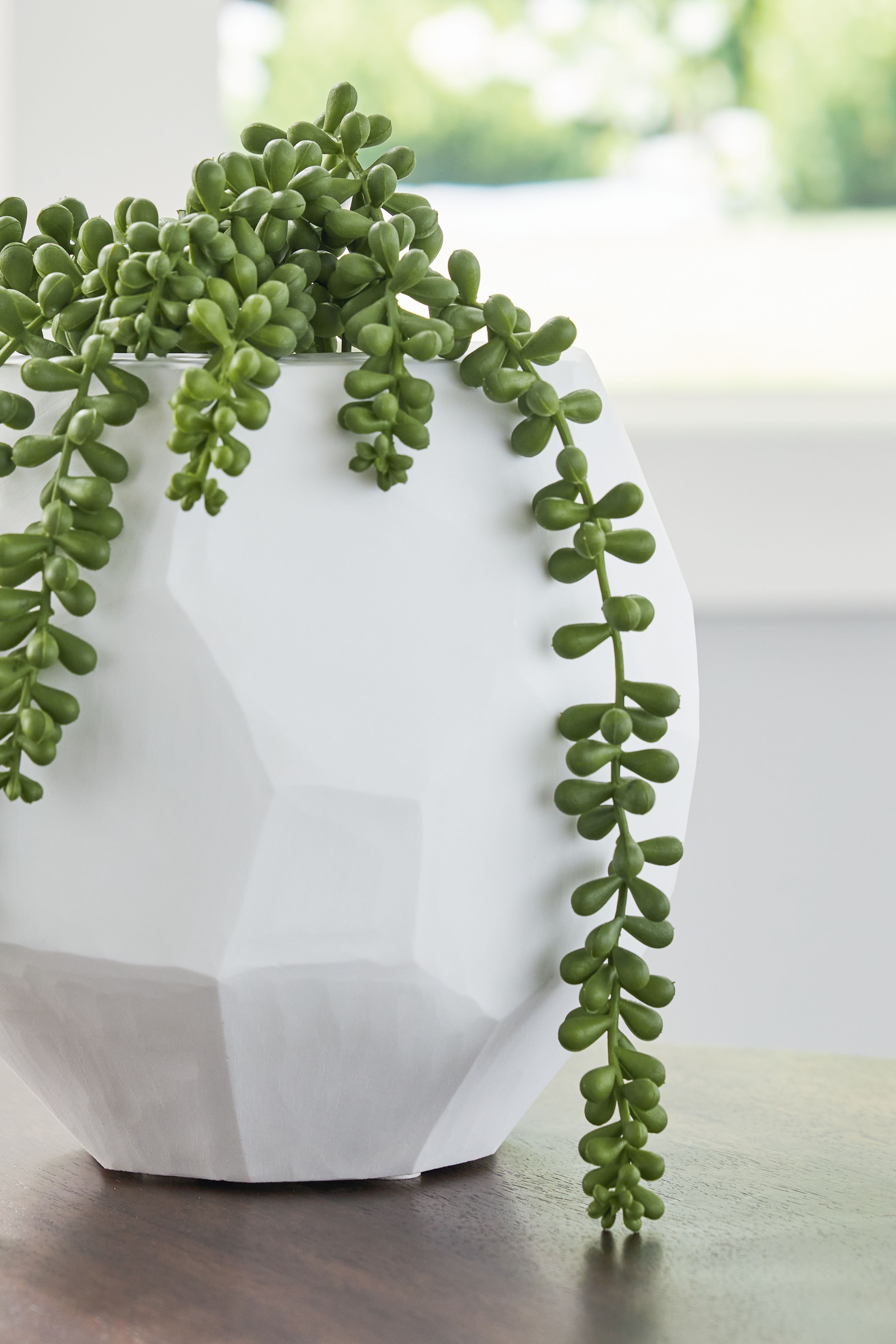 Karenton - Vase - 7.1" - White