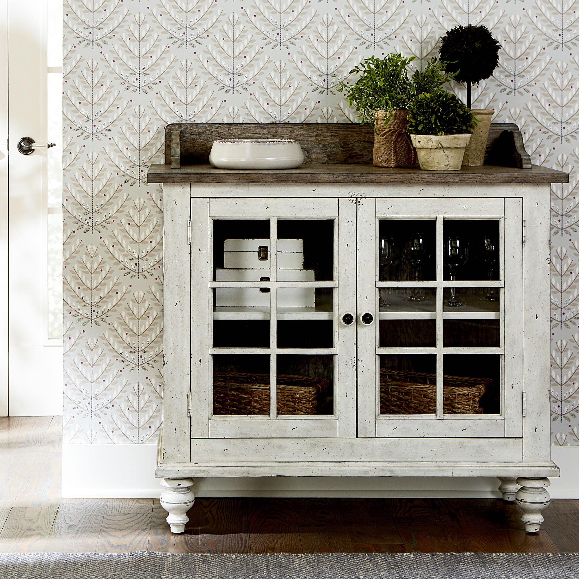 Liberty Furniture Whitney - Server - White