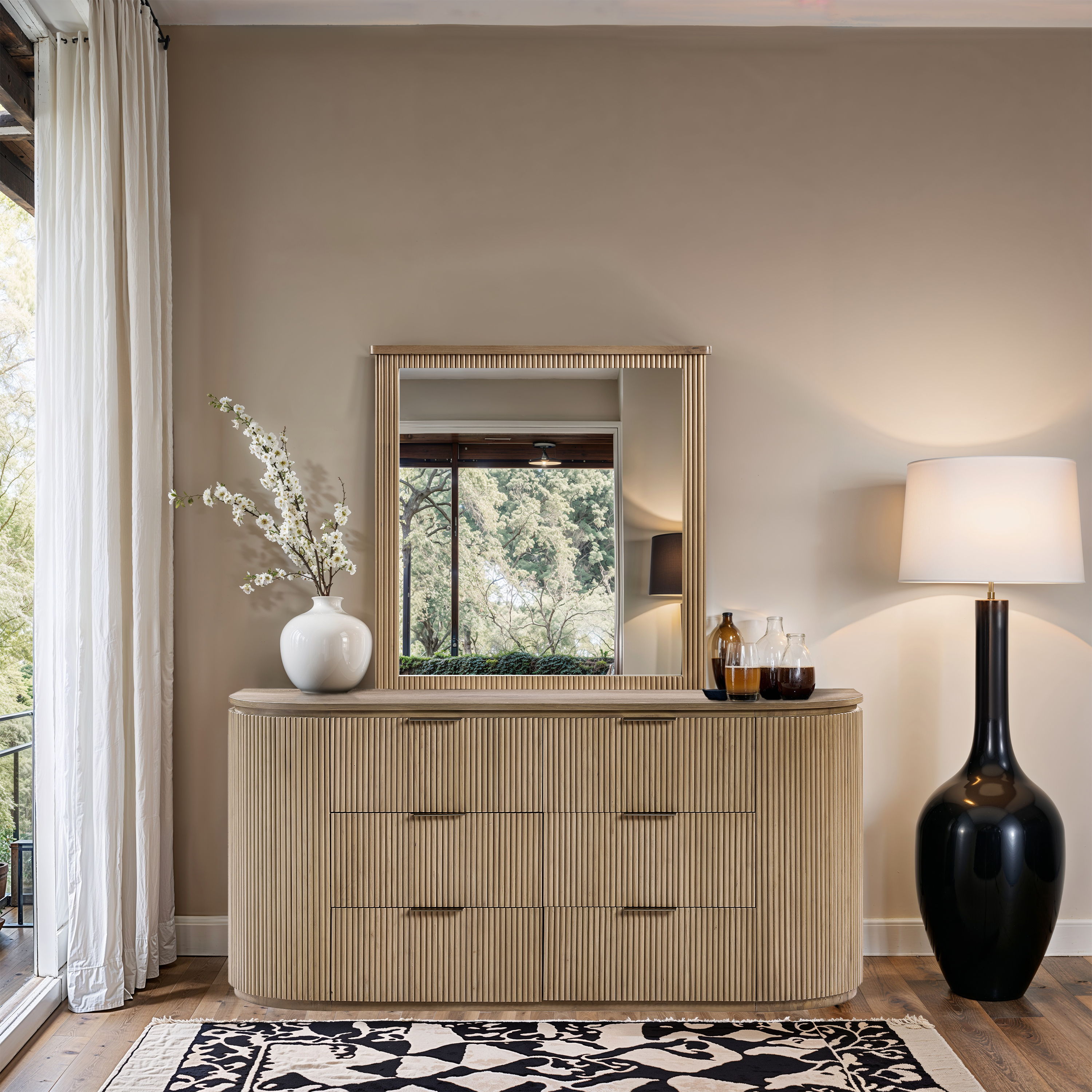Astrid - Solid Wood And Oak Veneer Dresser - Natural