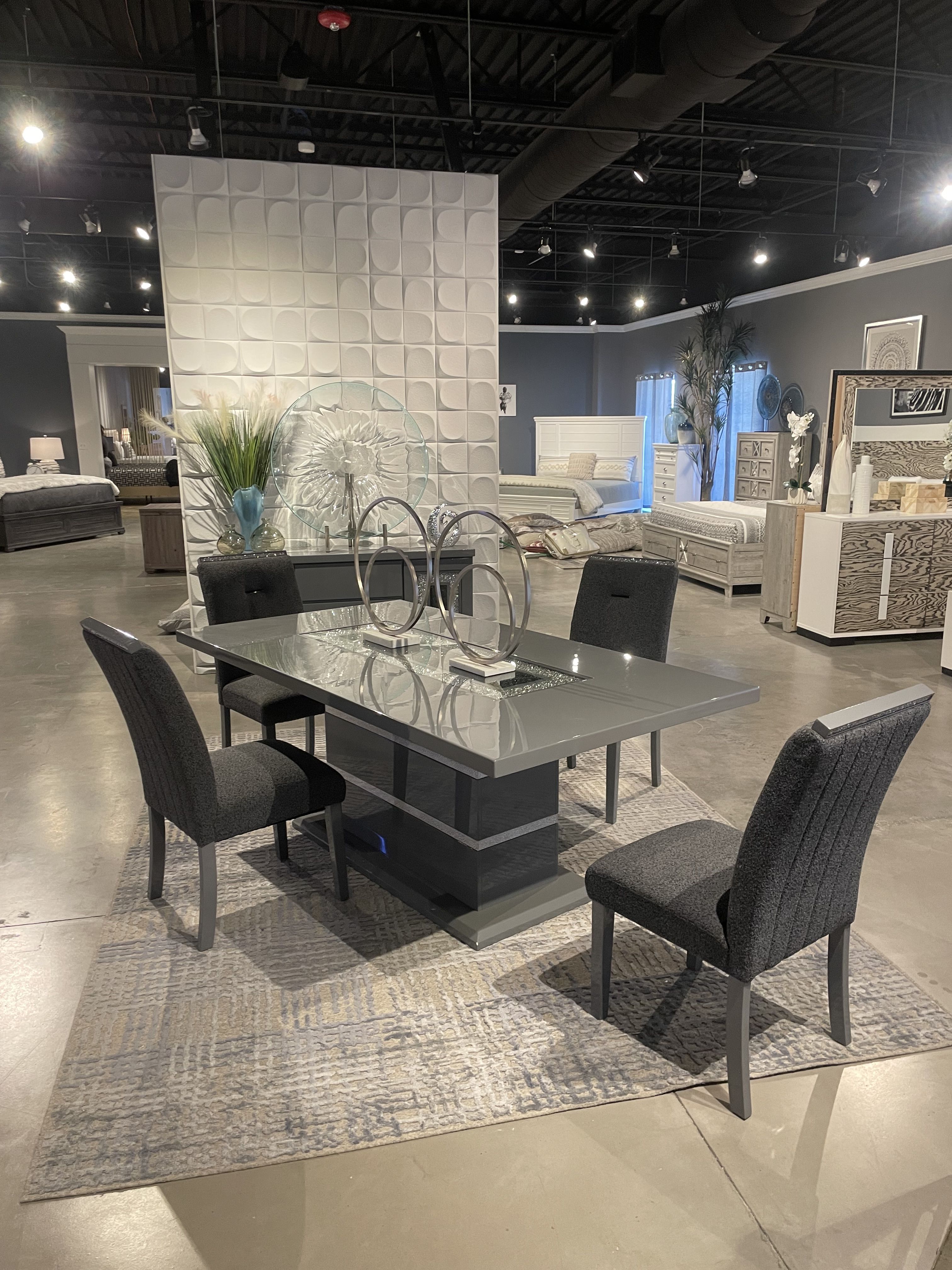 7 Pc · Dining Table And 6 Dining Chairs